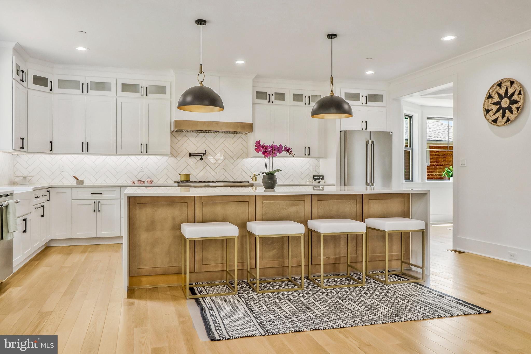 HENDRY ESTATES - Residential