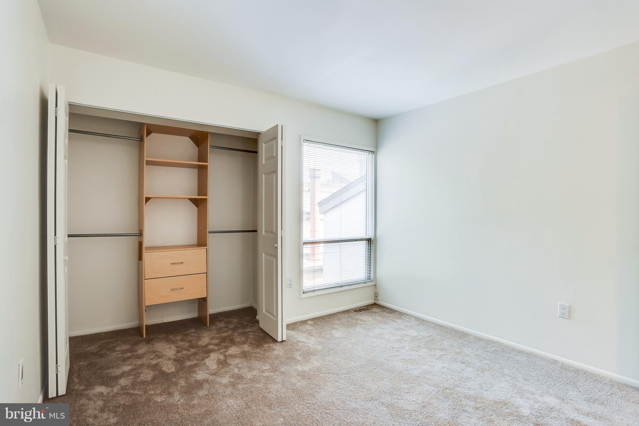 CLARY'S FOREST - Residential Lease