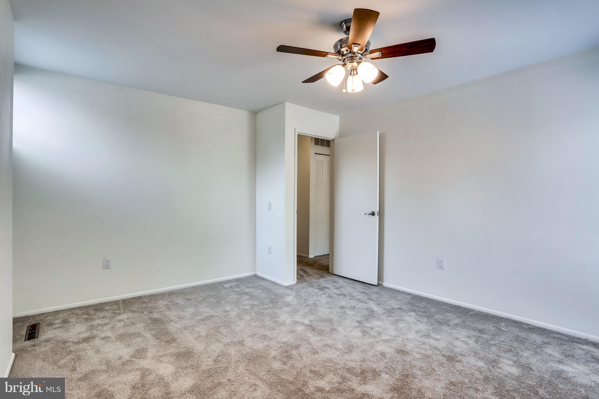 CLARY'S FOREST - Residential Lease