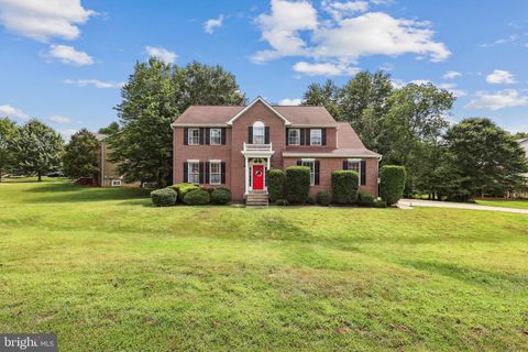 2404 BERRY THICKET COURT WALDORF MD 20603