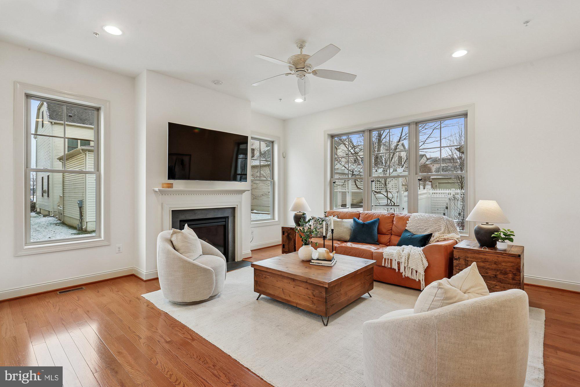 CABIN BRANCH - Residential