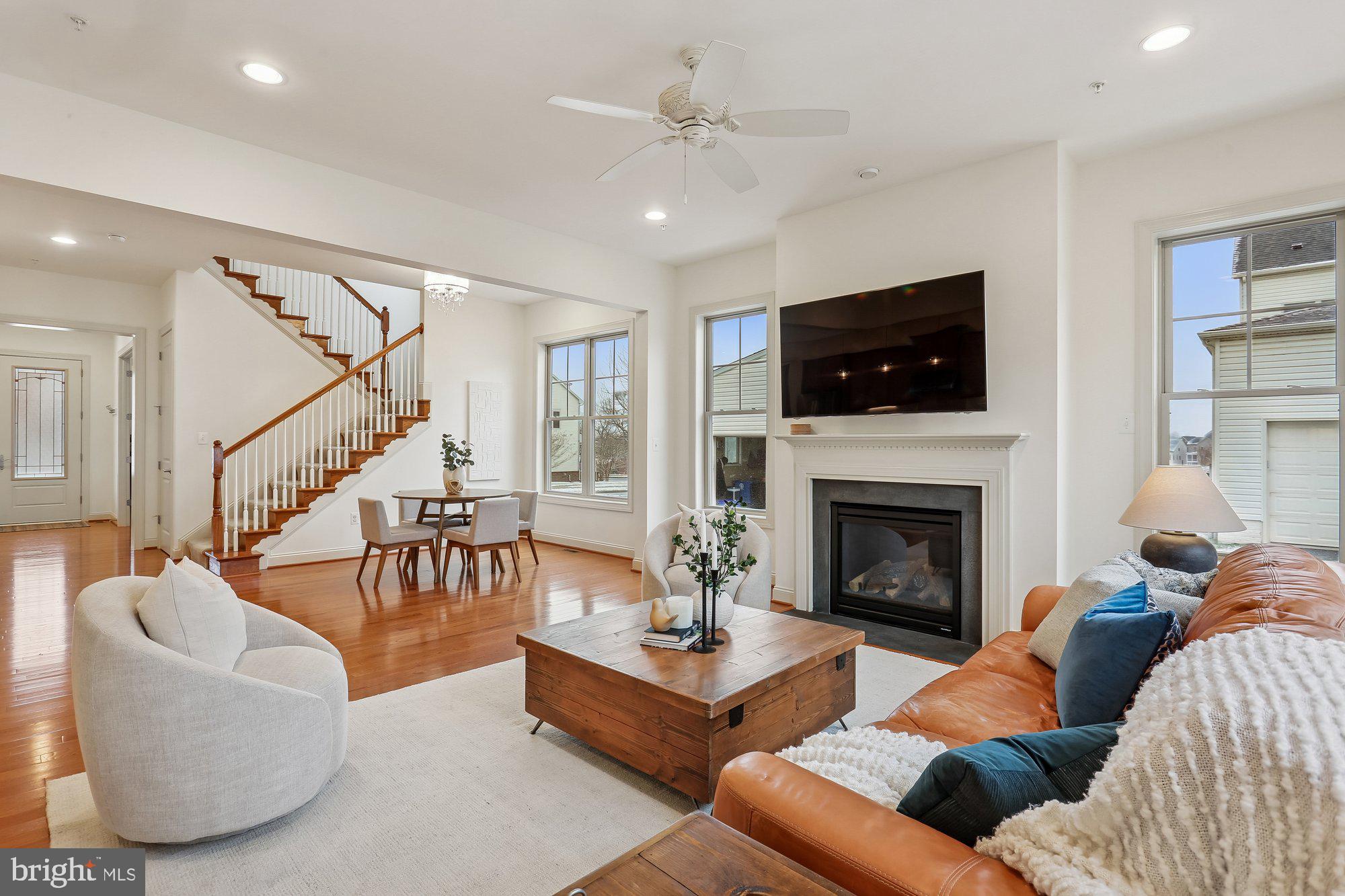 CABIN BRANCH - Residential