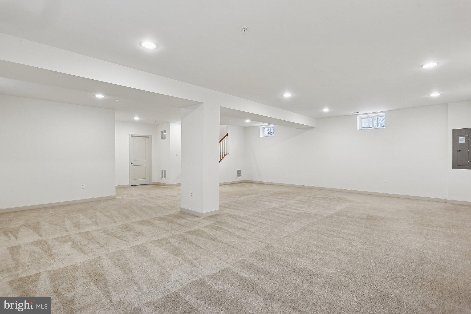 CABIN BRANCH - Residential