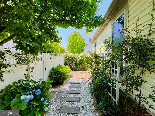 CABIN BRANCH - Residential