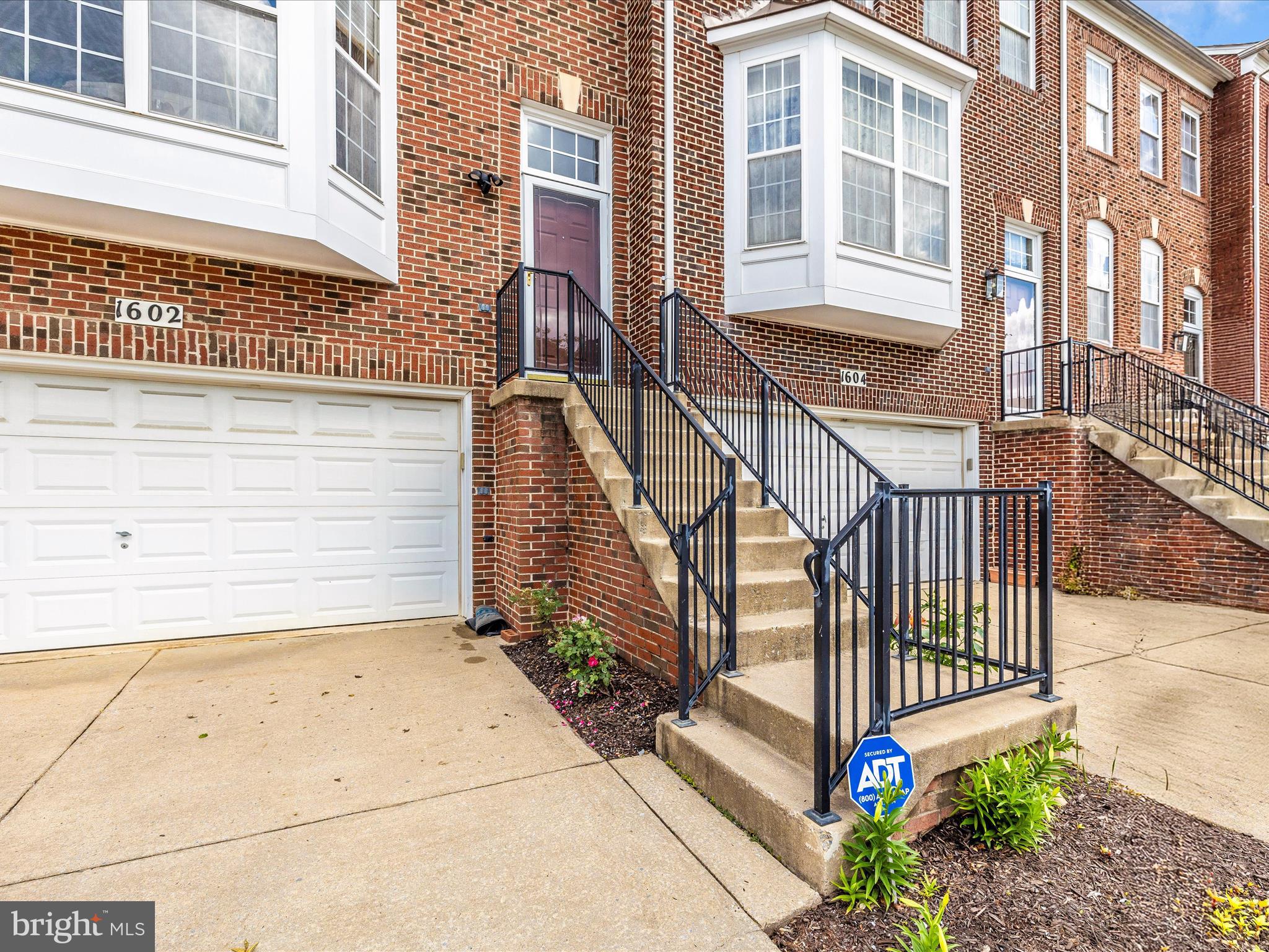 1602 WHITE OAK VISTA DRIVE