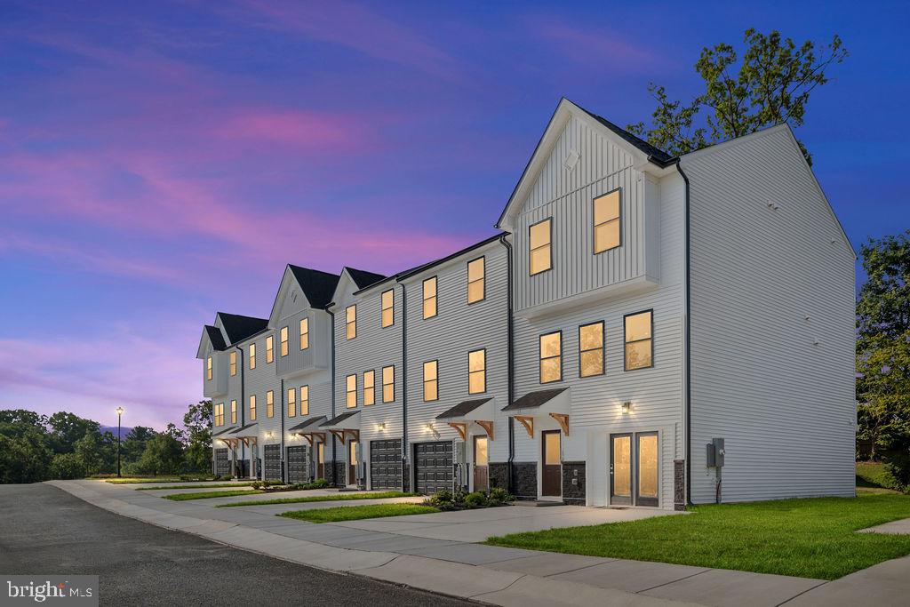 HomeSite 6 NEPAL COURT