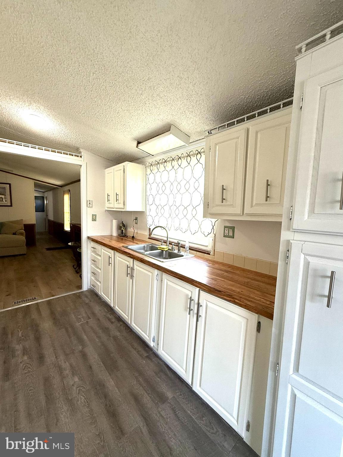 BAY COUNTRY VILLAGE - Residential