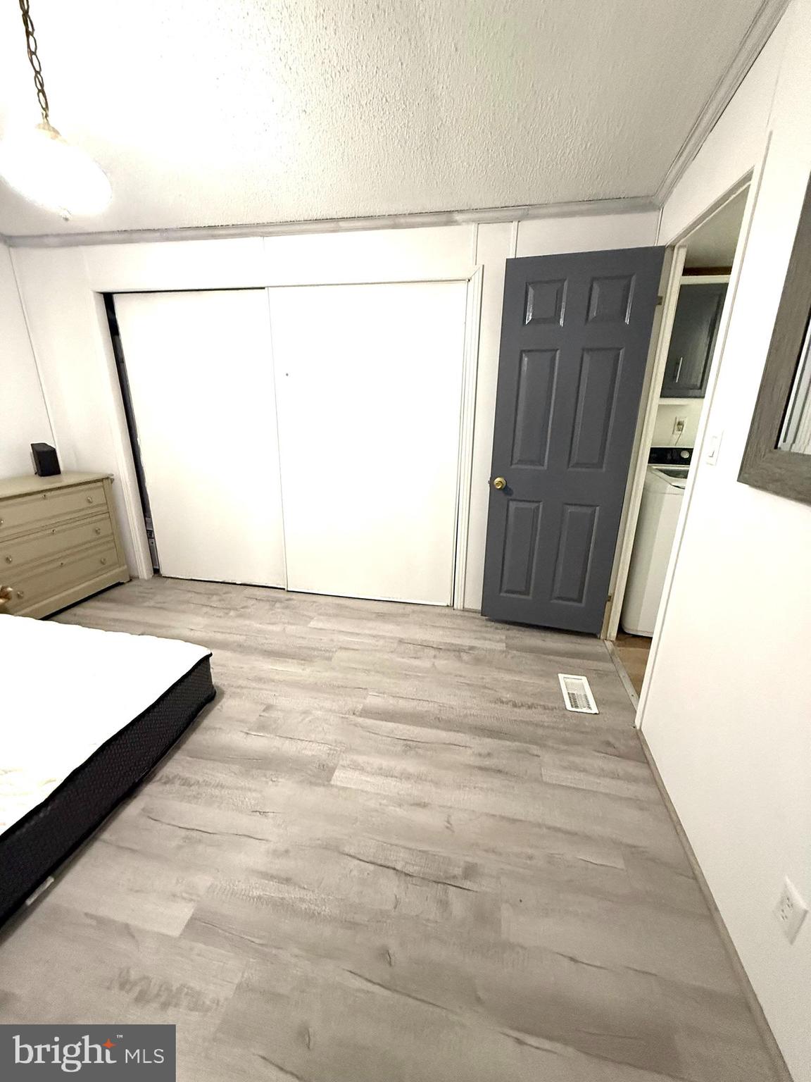 BAY COUNTRY VILLAGE - Residential