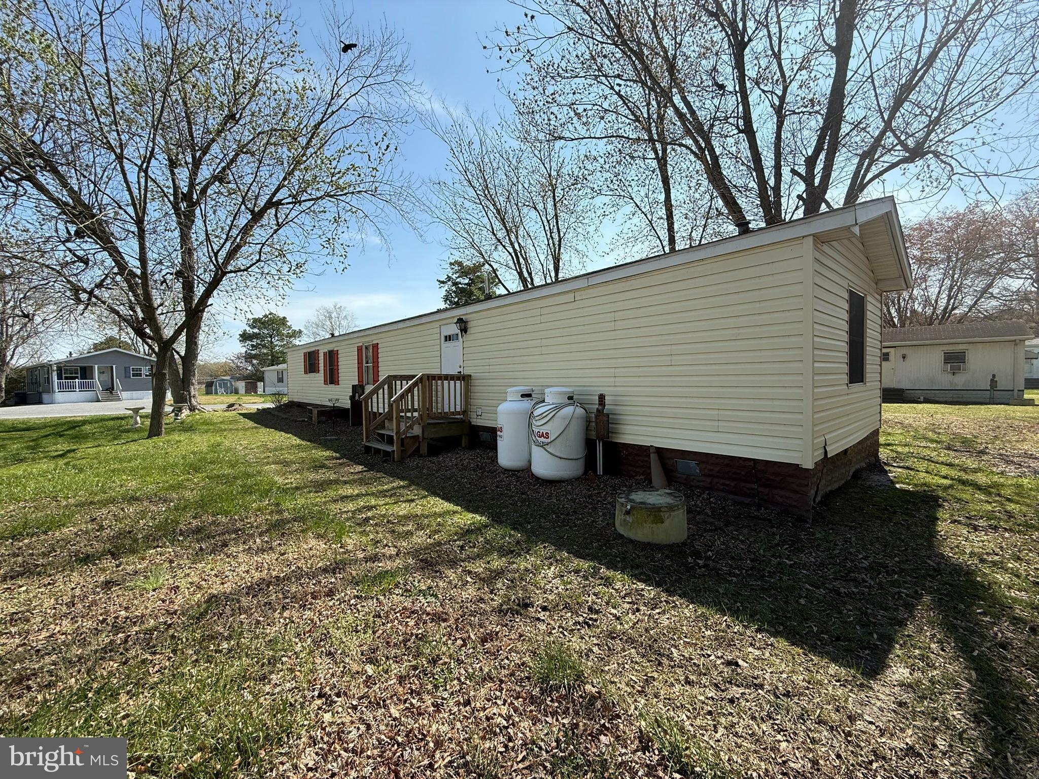 BAY COUNTRY VILLAGE - Residential