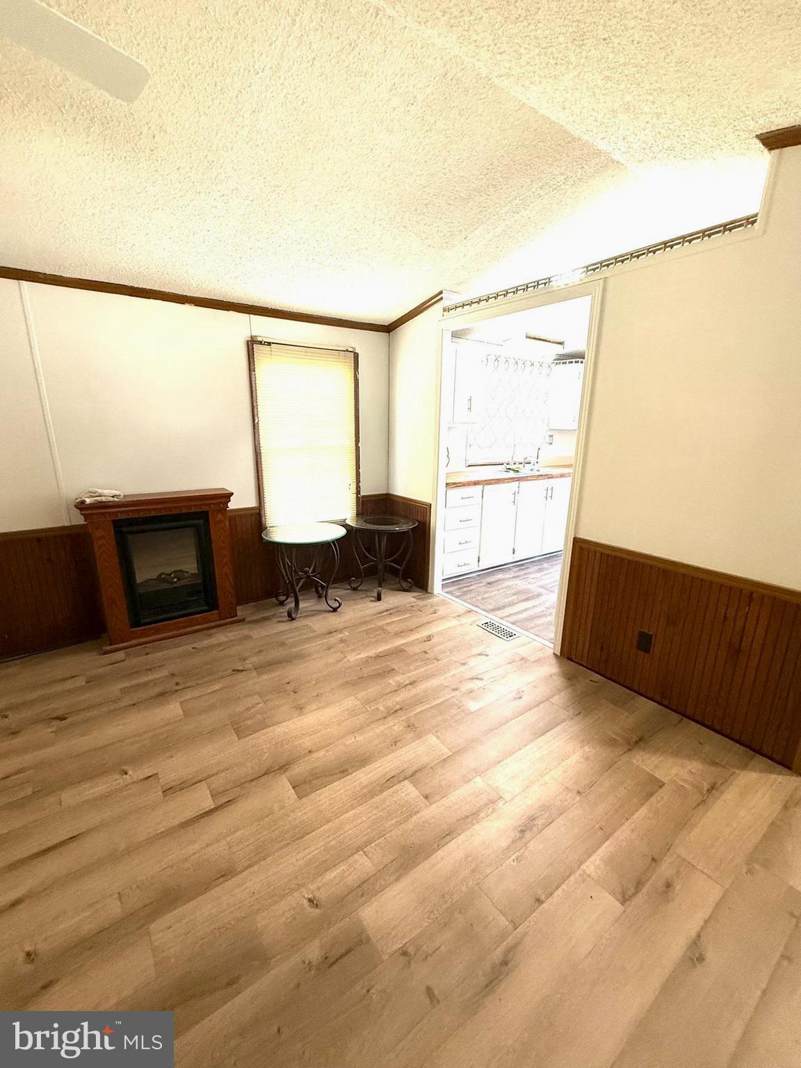 BAY COUNTRY VILLAGE - Residential