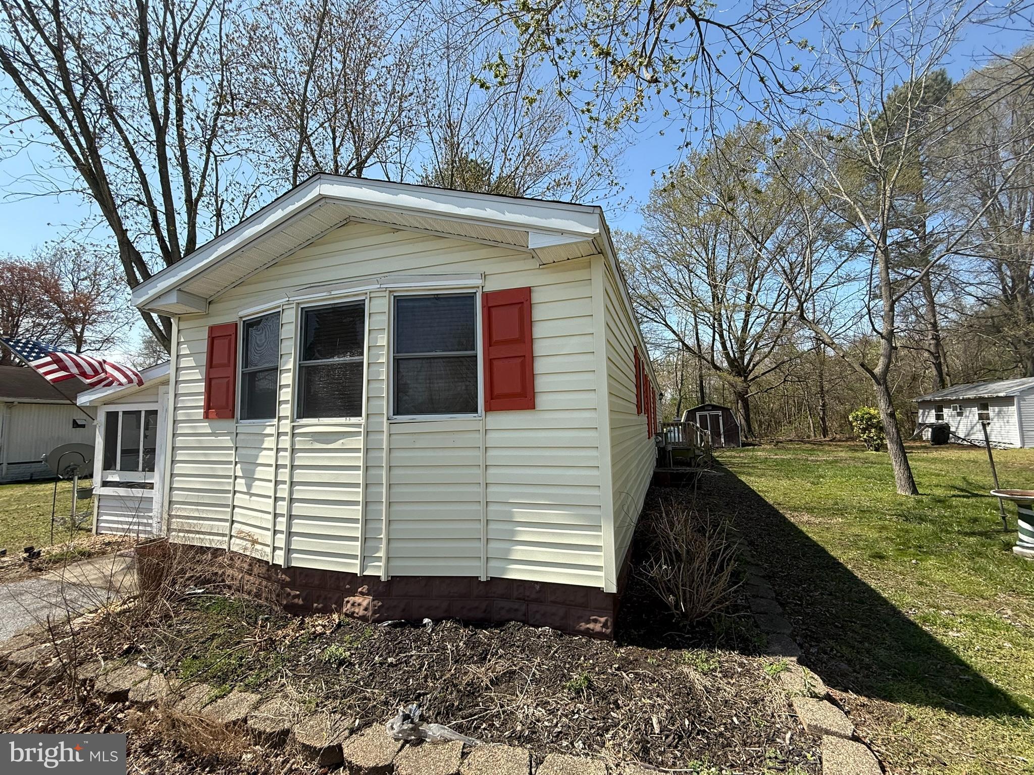 BAY COUNTRY VILLAGE - Residential