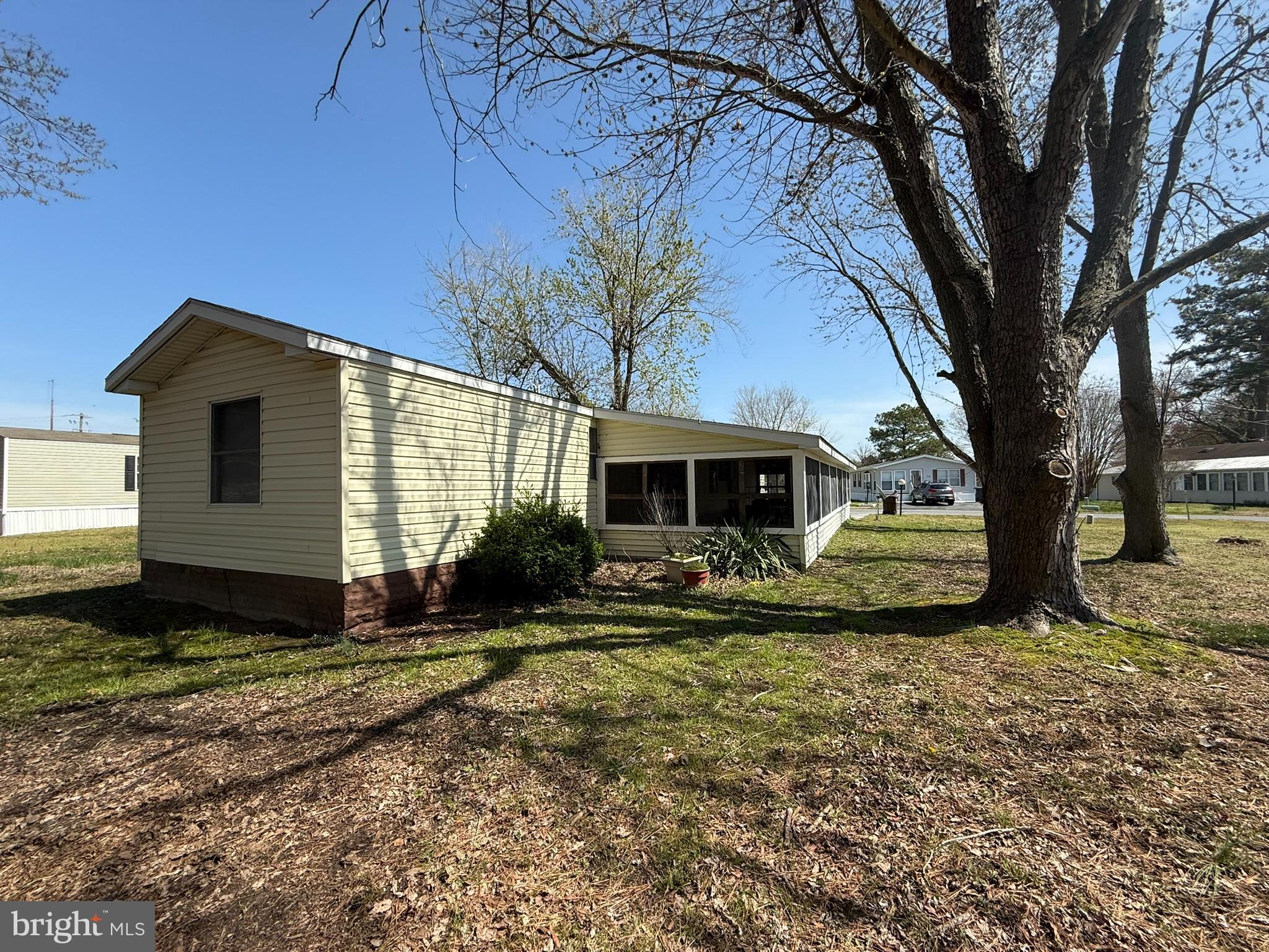 BAY COUNTRY VILLAGE - Residential