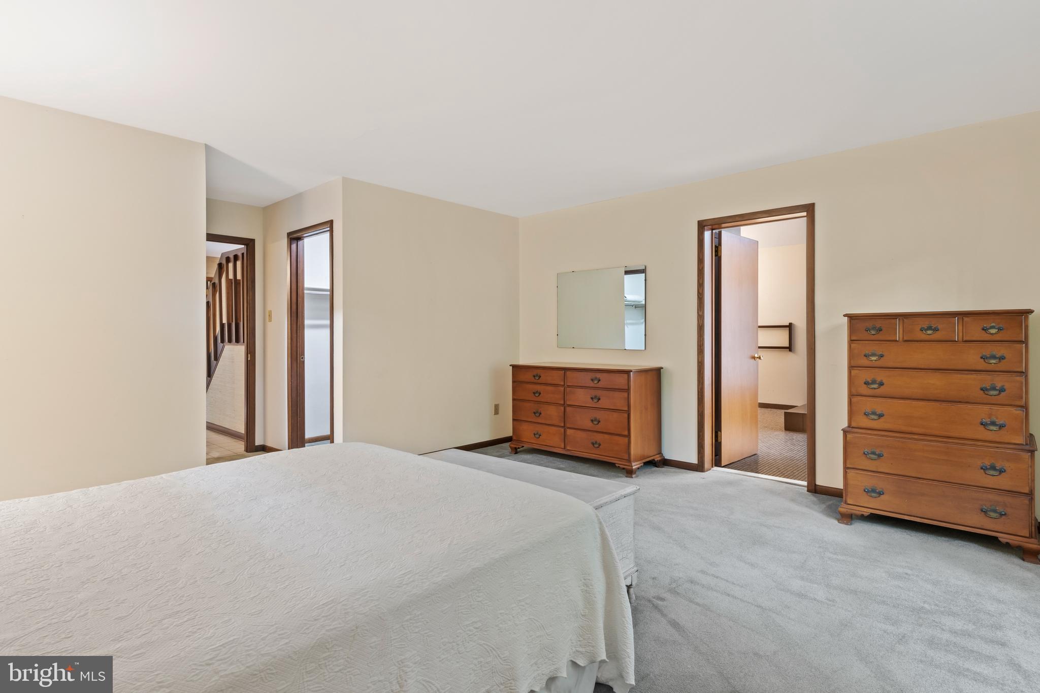 PHEASANT RUN - Residential