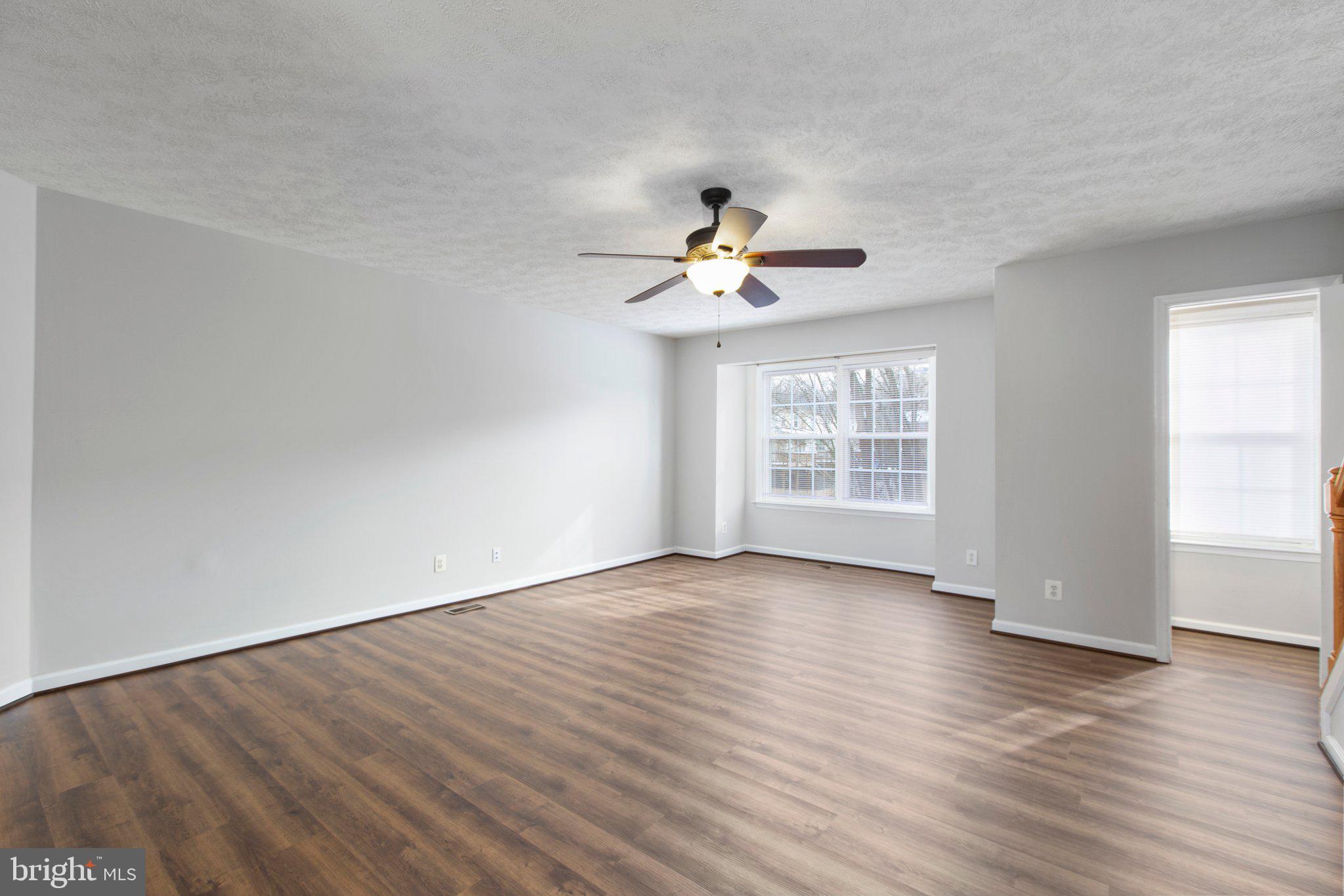 CHARLESTOWN COMMONS - Residential Lease