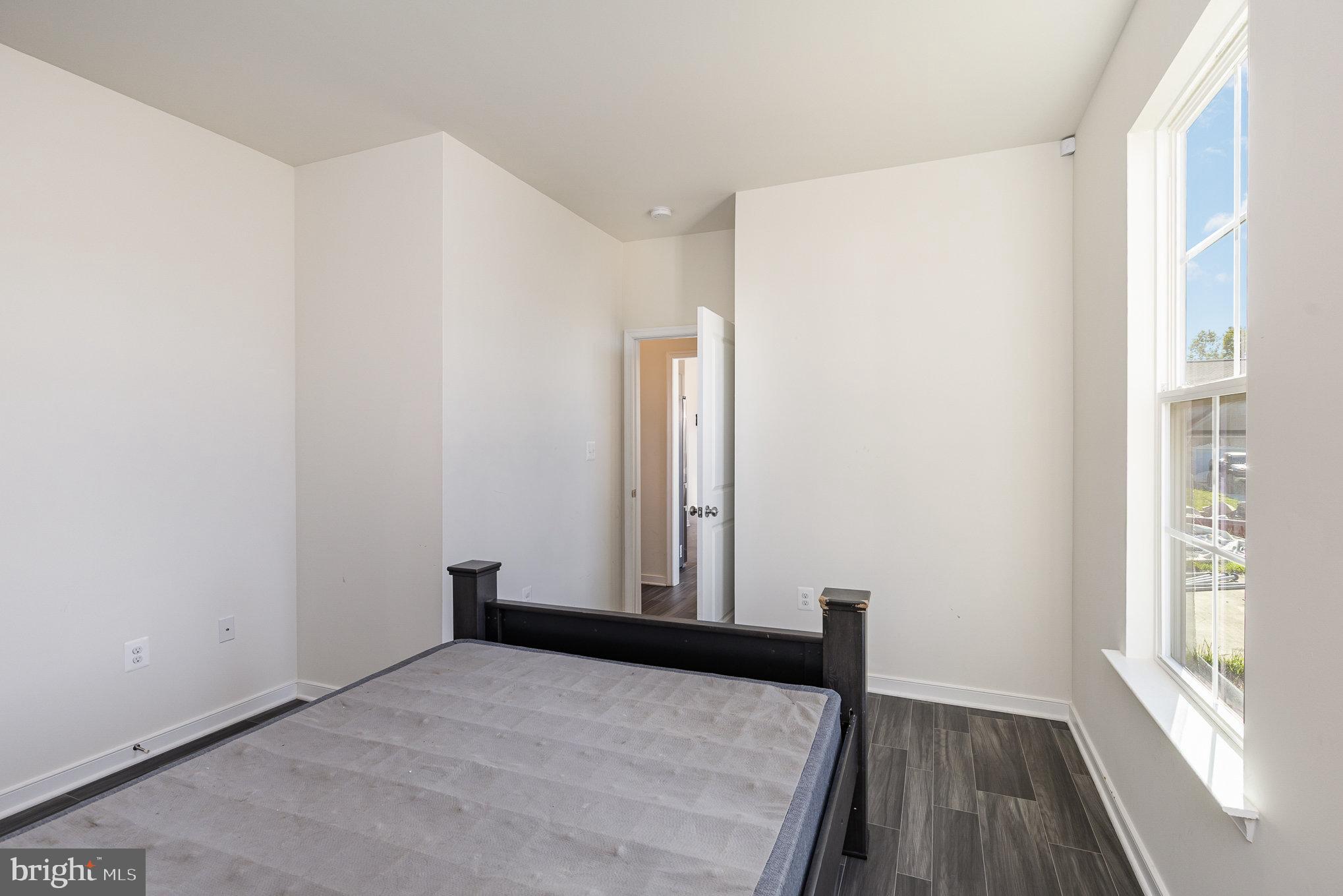 COUNTRYSIDE - Residential