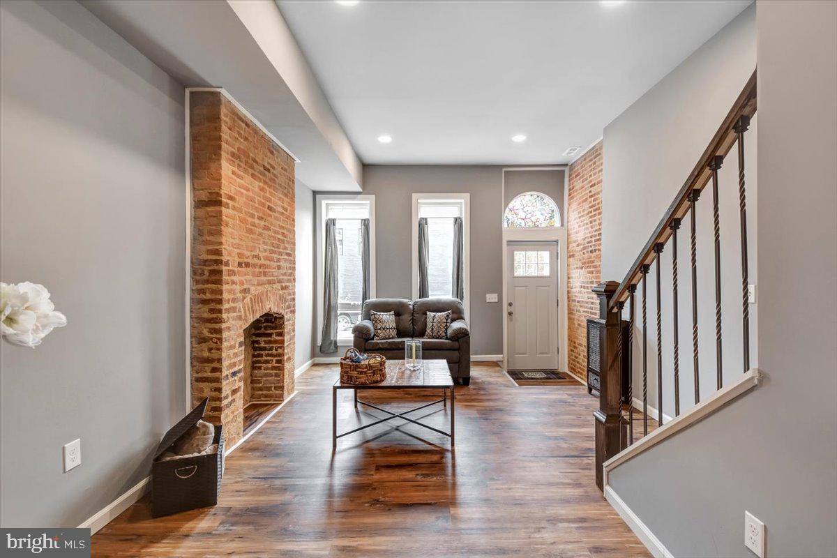 OLIVER - Residential