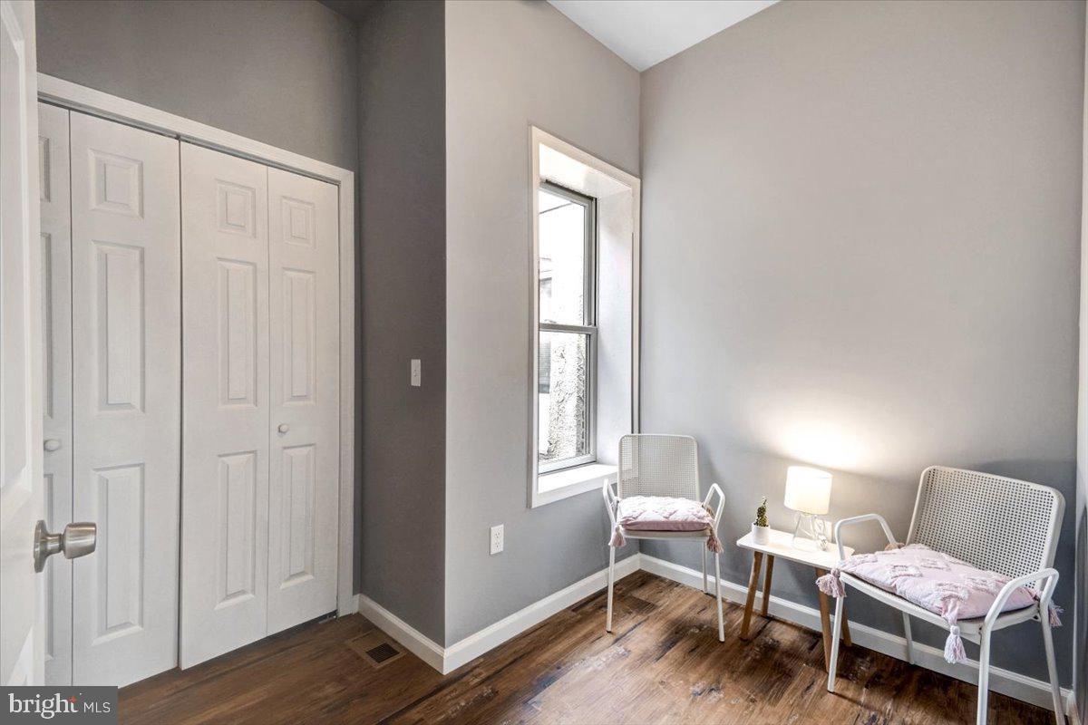 OLIVER - Residential