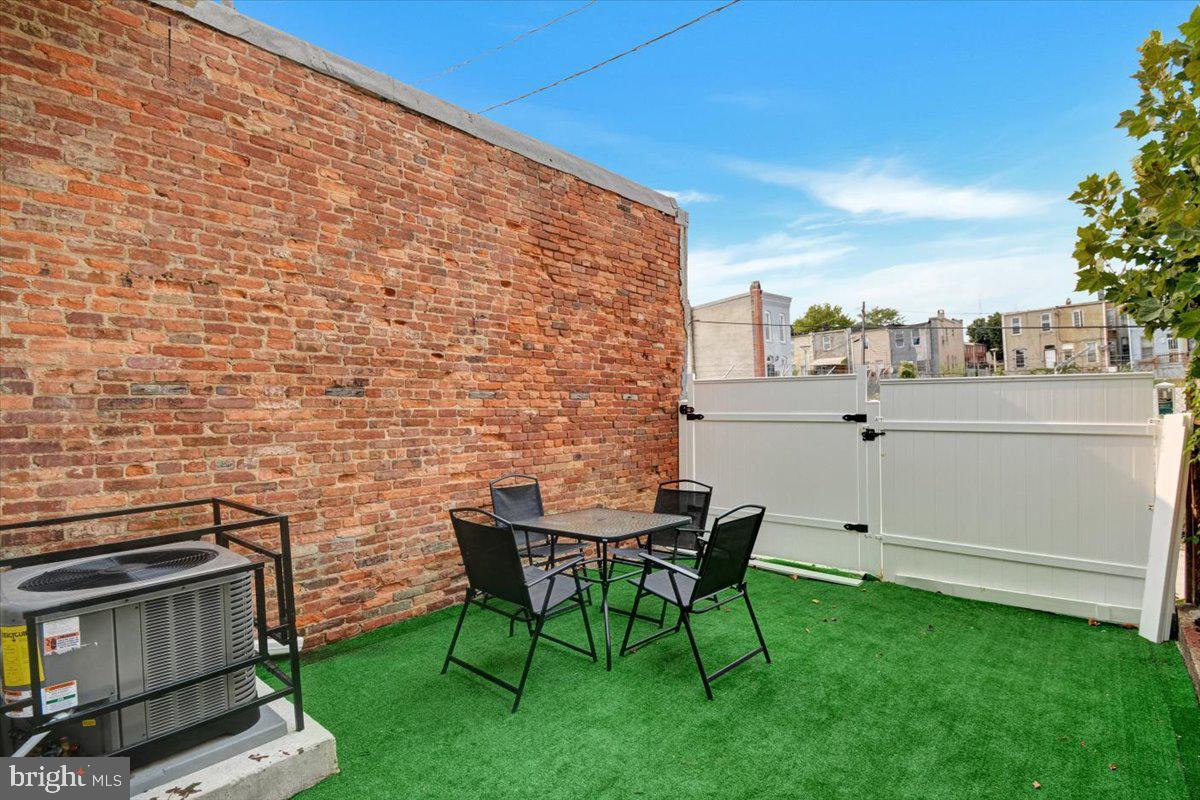 OLIVER - Residential