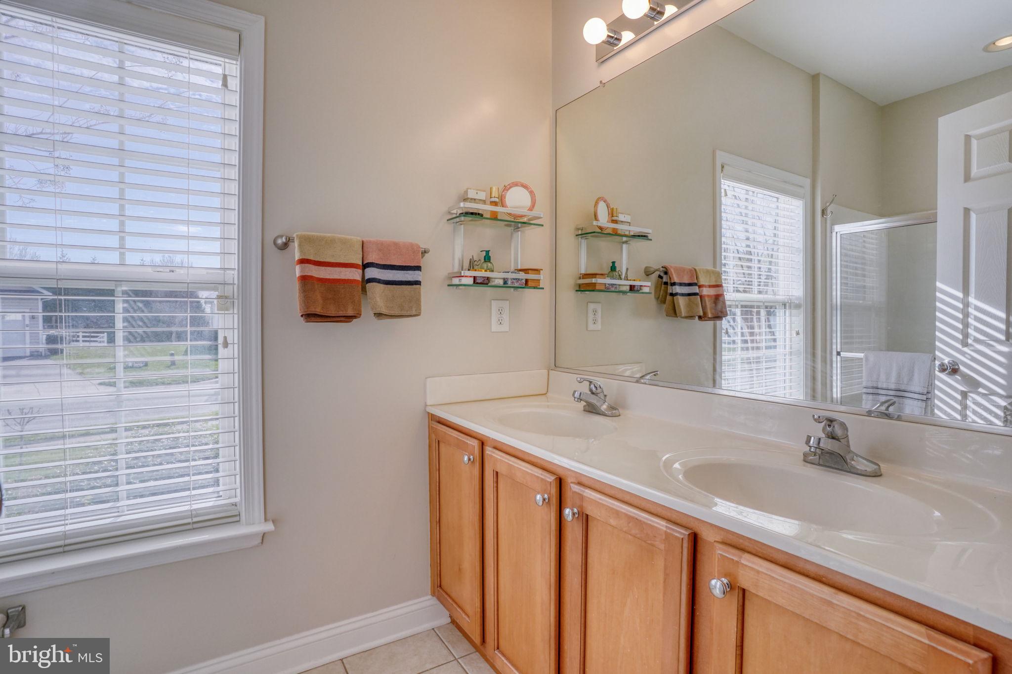 SUMMERCREST - Residential