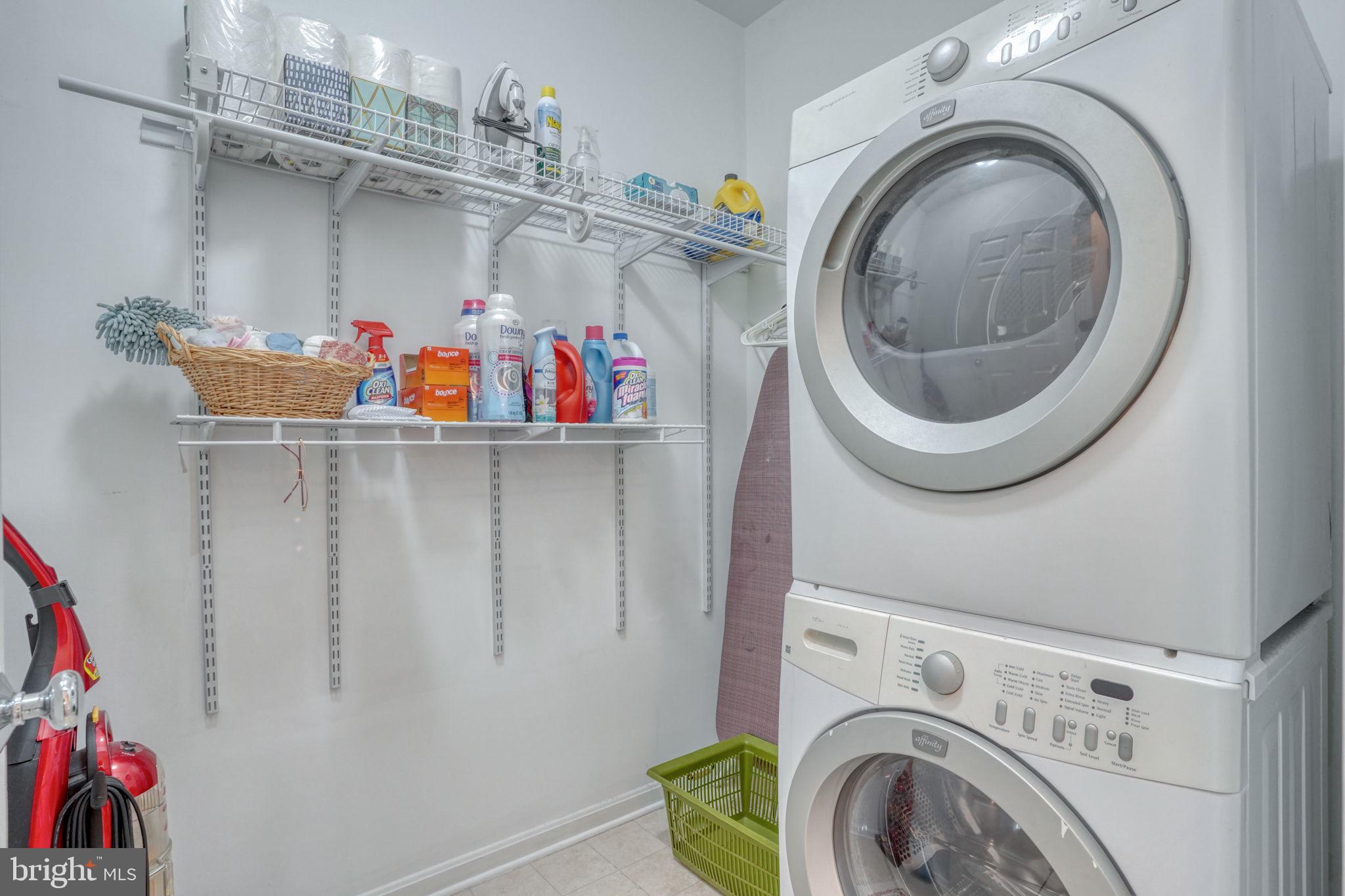 SUMMERCREST - Residential