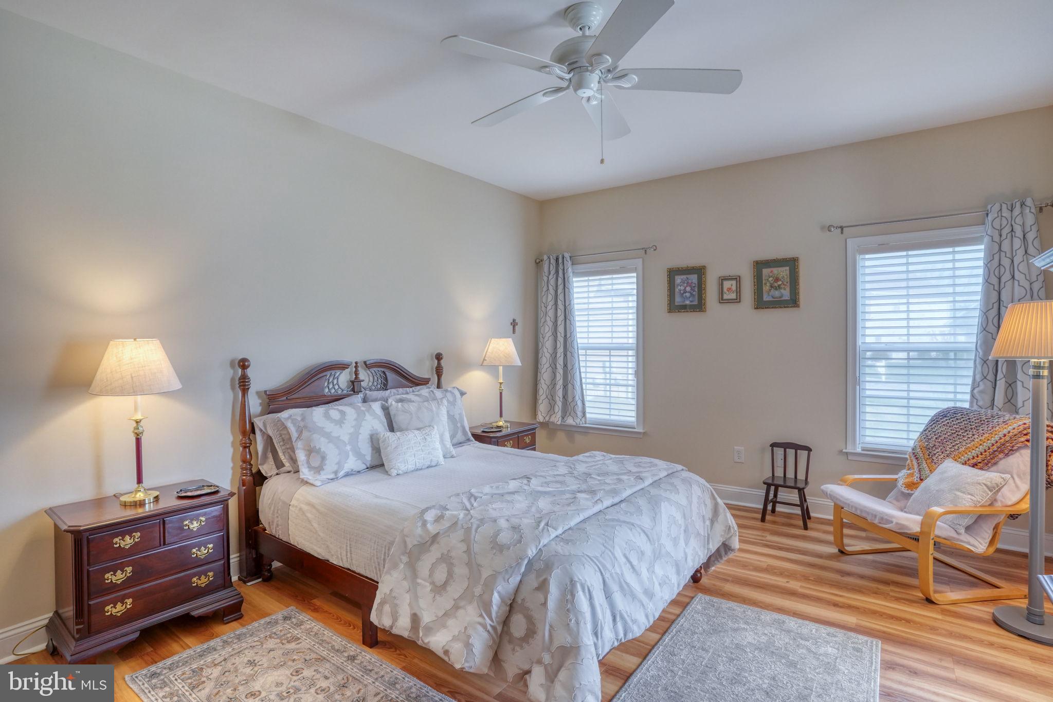 SUMMERCREST - Residential