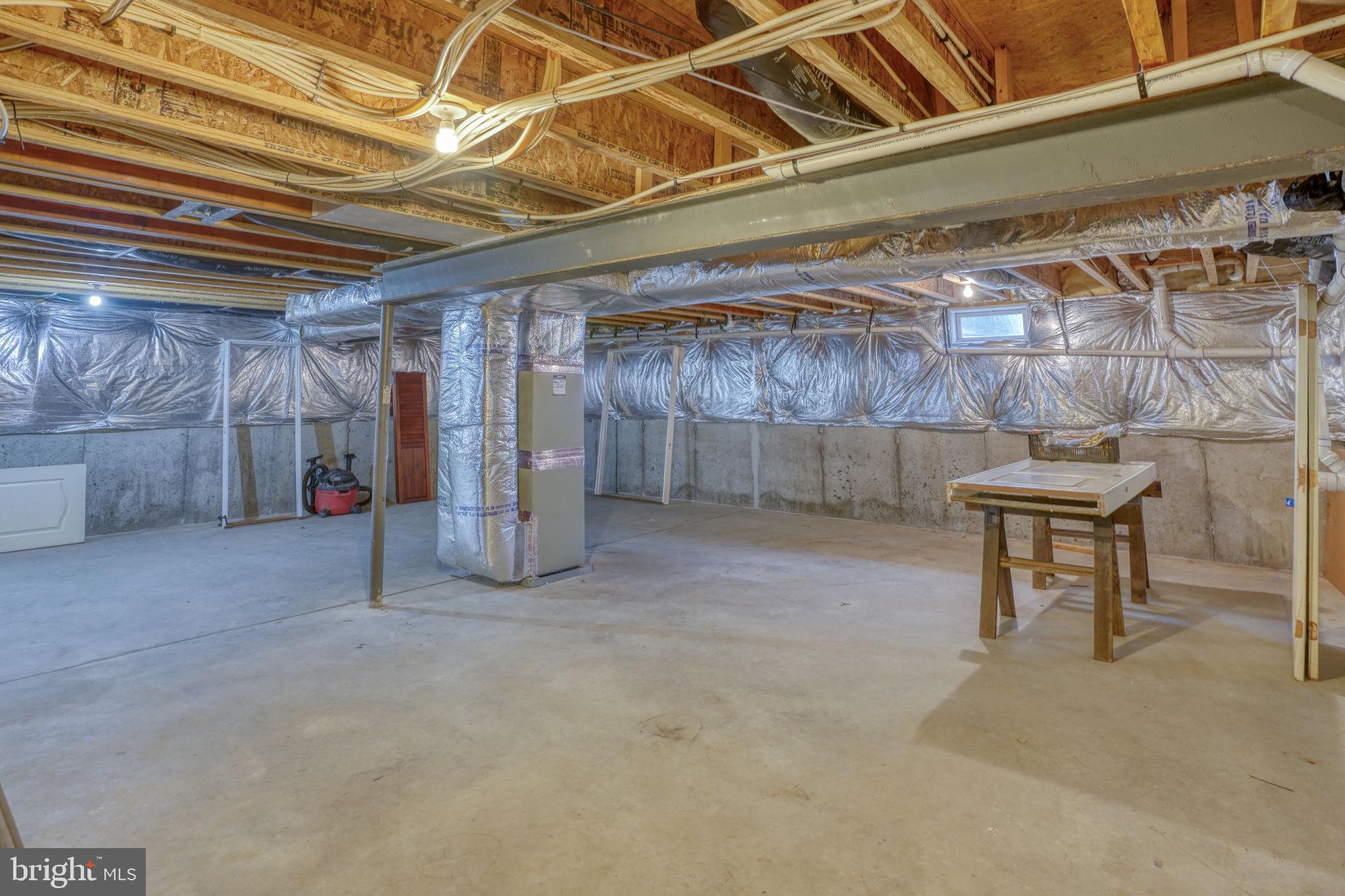 SUMMERCREST - Residential