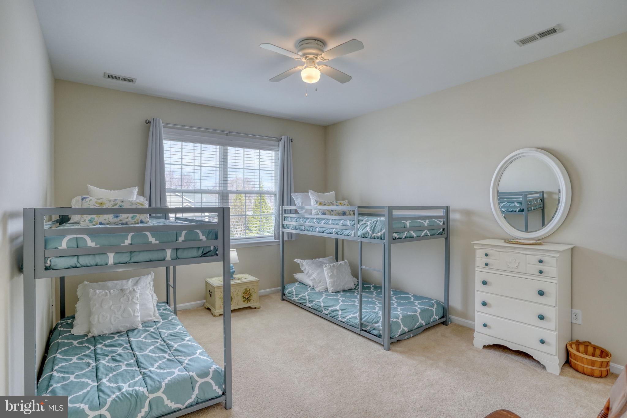 SUMMERCREST - Residential