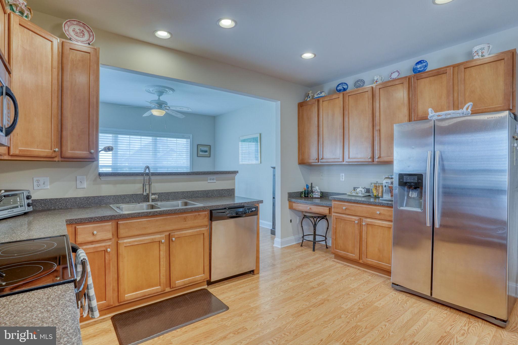 SUMMERCREST - Residential