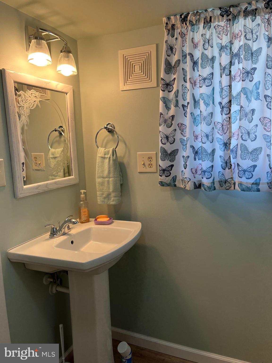 ANNVILLE - Residential