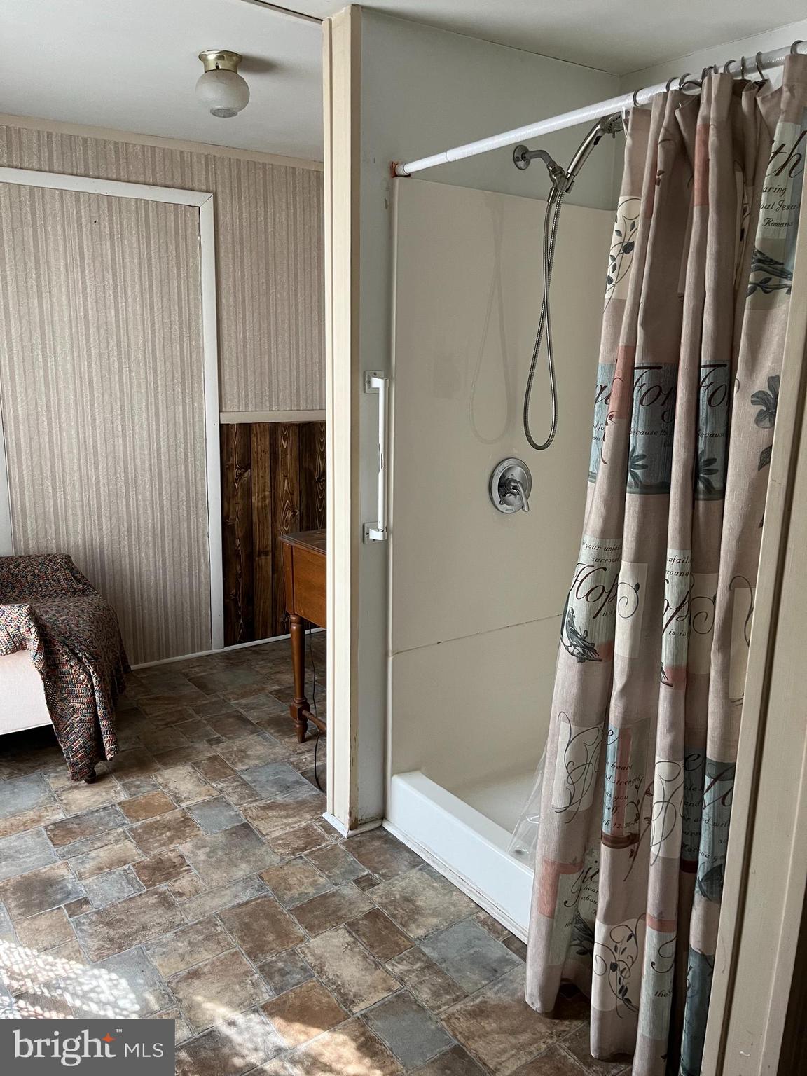 ANNVILLE - Residential