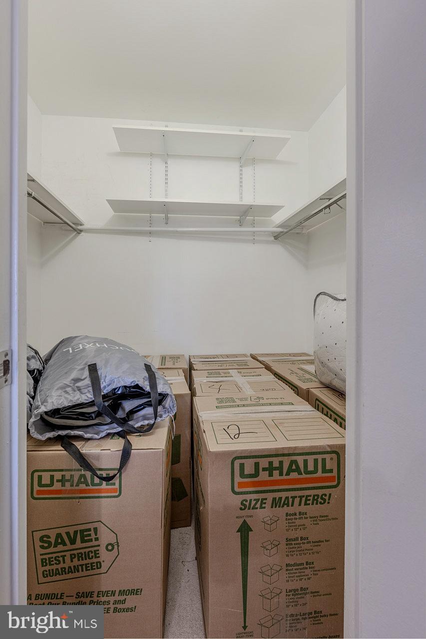 EDSALL TERRACE - Residential