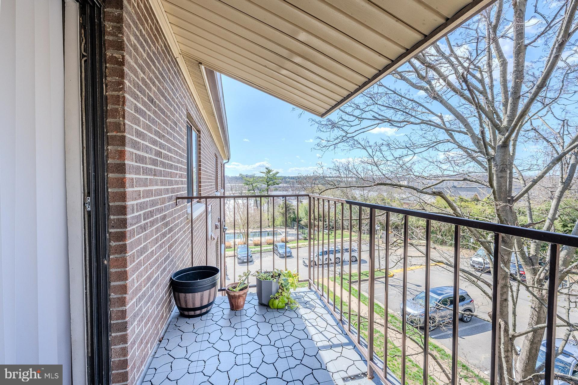 EDSALL TERRACE - Residential