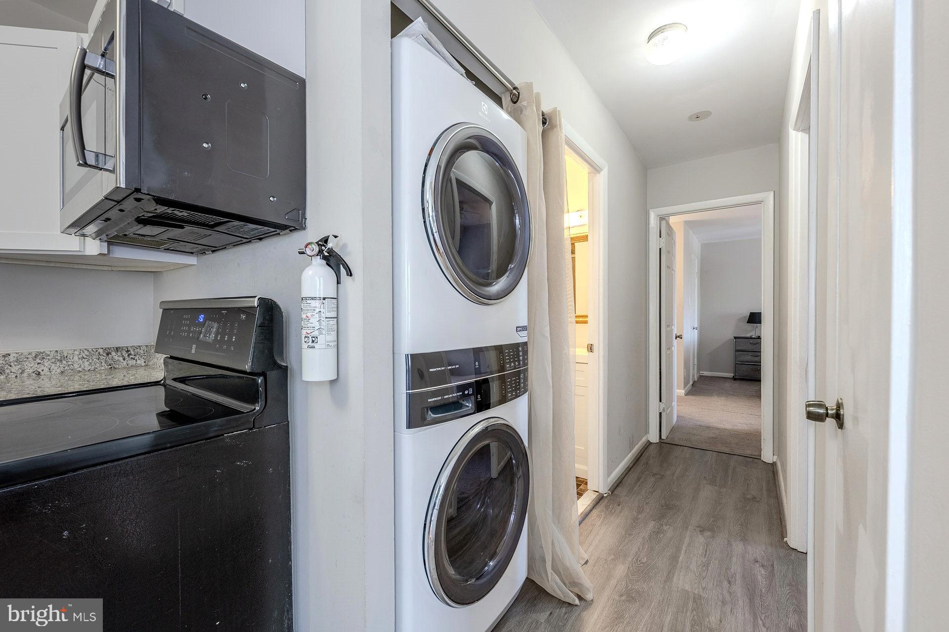 EDSALL TERRACE - Residential