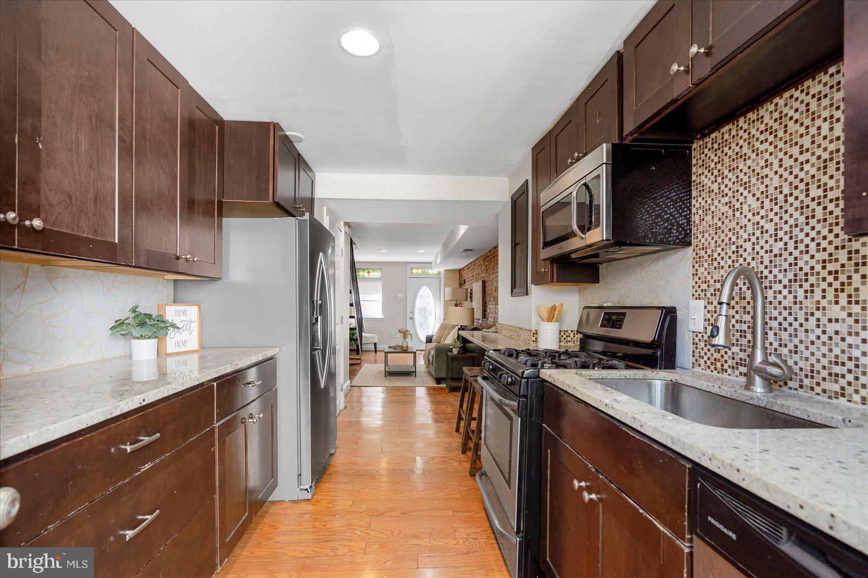 FELLS POINT HISTORIC DISTRICT - Residential