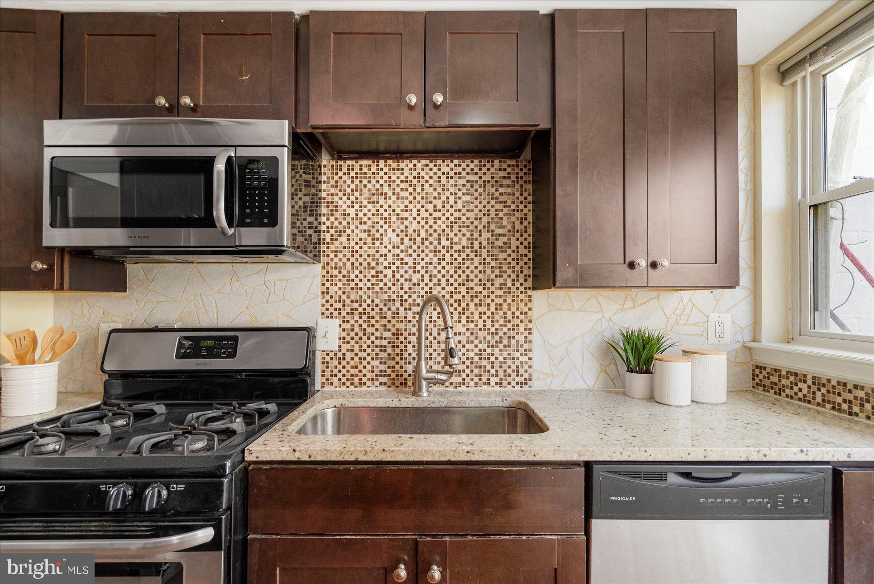 FELLS POINT HISTORIC DISTRICT - Residential