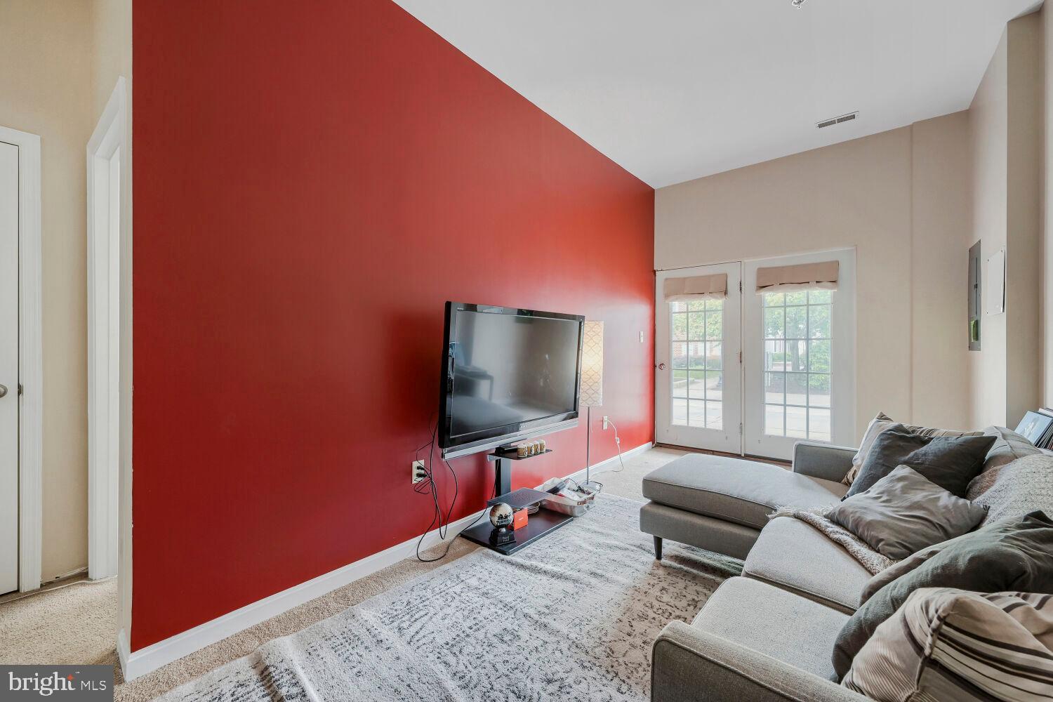 CAMDEN CROSSING - Residential