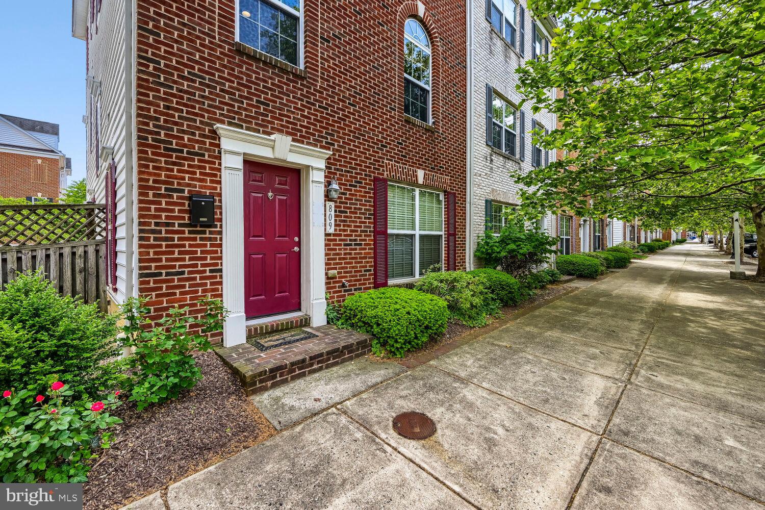 CAMDEN CROSSING - Residential