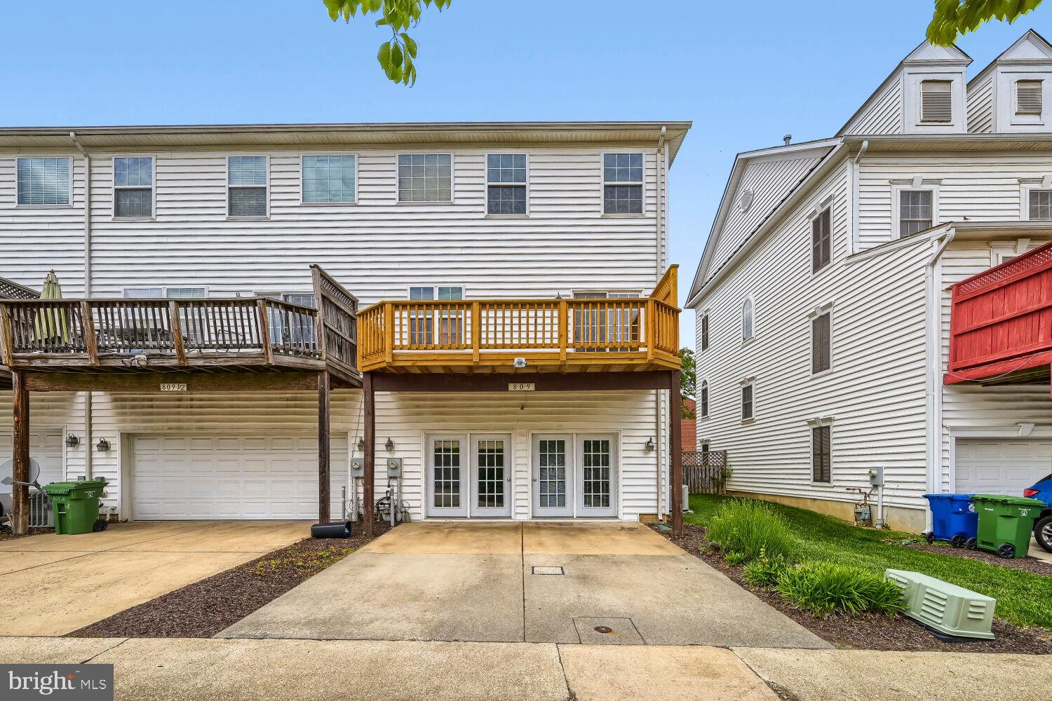 CAMDEN CROSSING - Residential