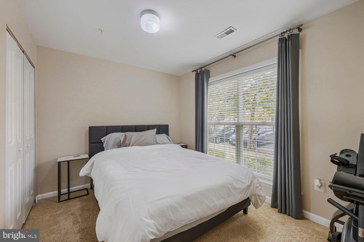 CAMDEN CROSSING - Residential