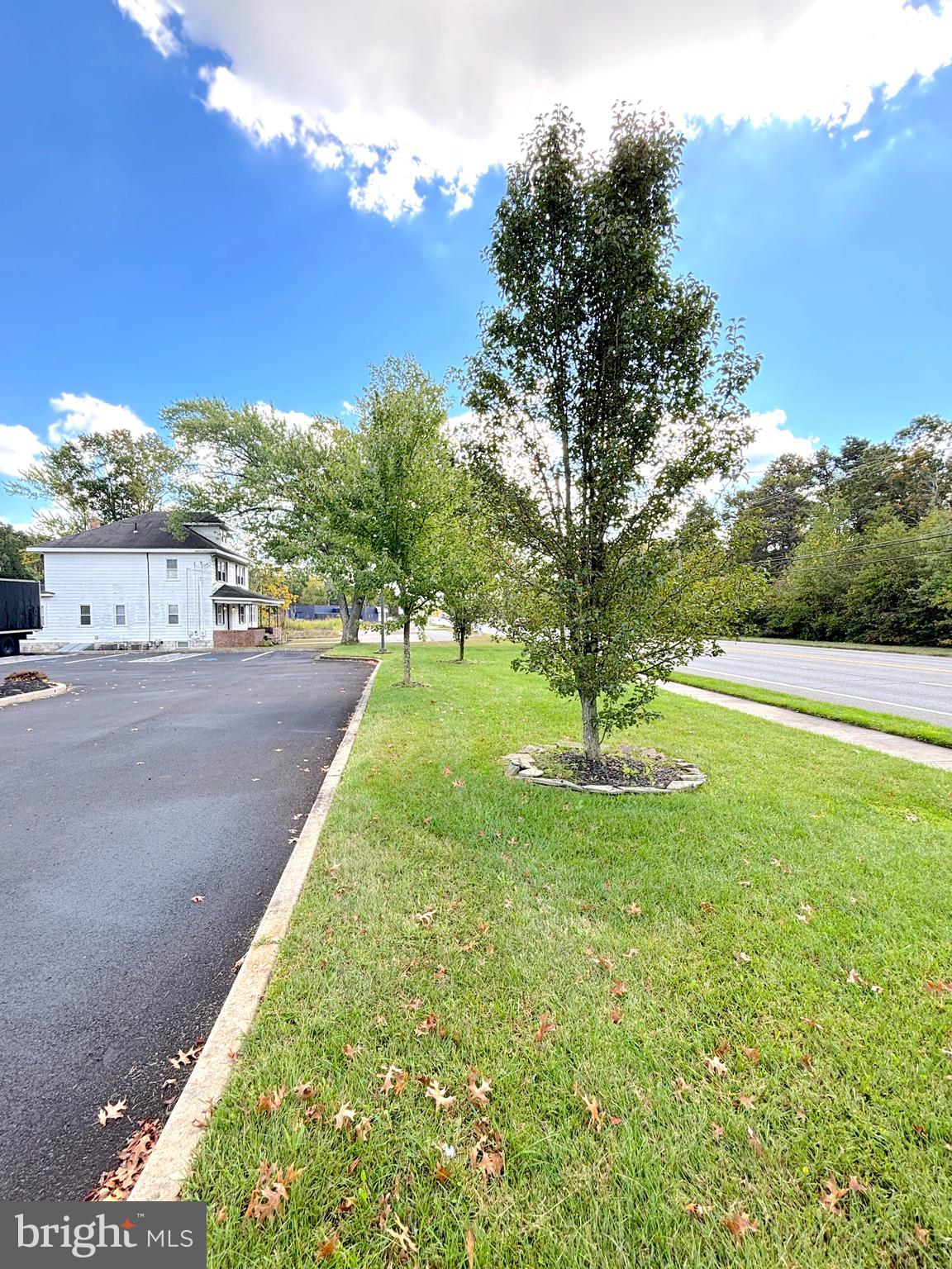 405/383 S WHITE HORSE PIKE S