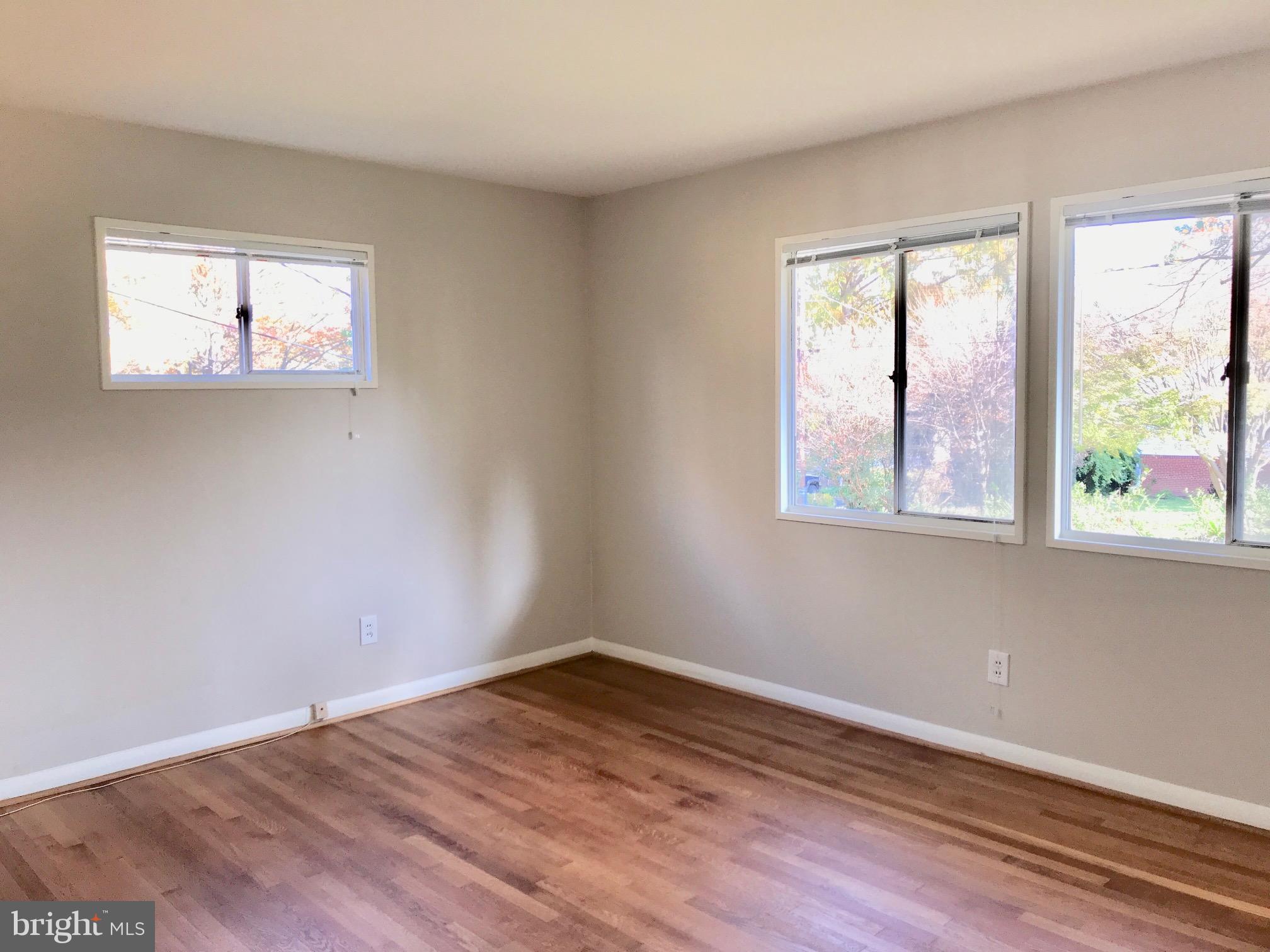 BROYHILLS MCLEAN ESTATES - Residential Lease