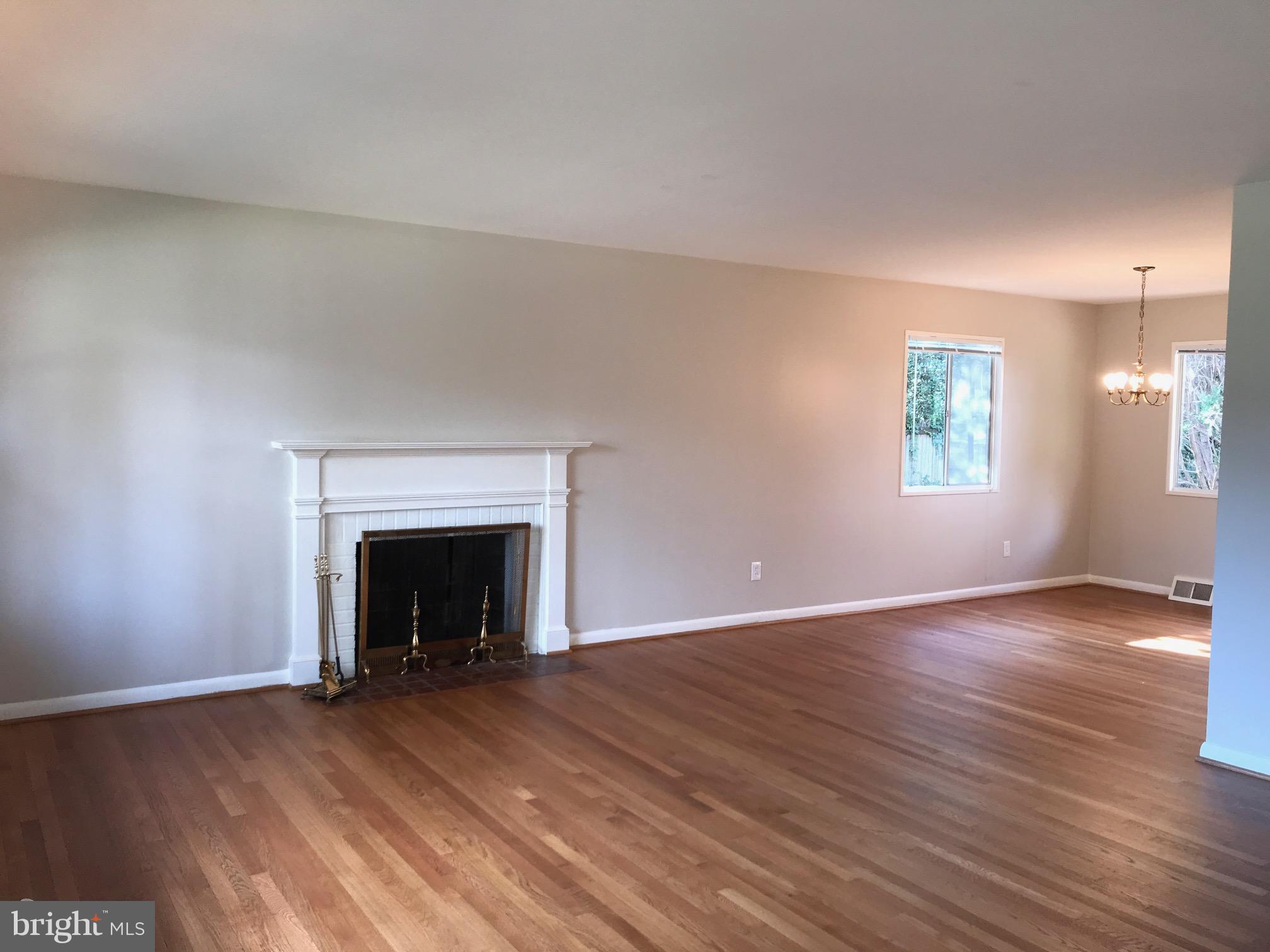 BROYHILLS MCLEAN ESTATES - Residential Lease