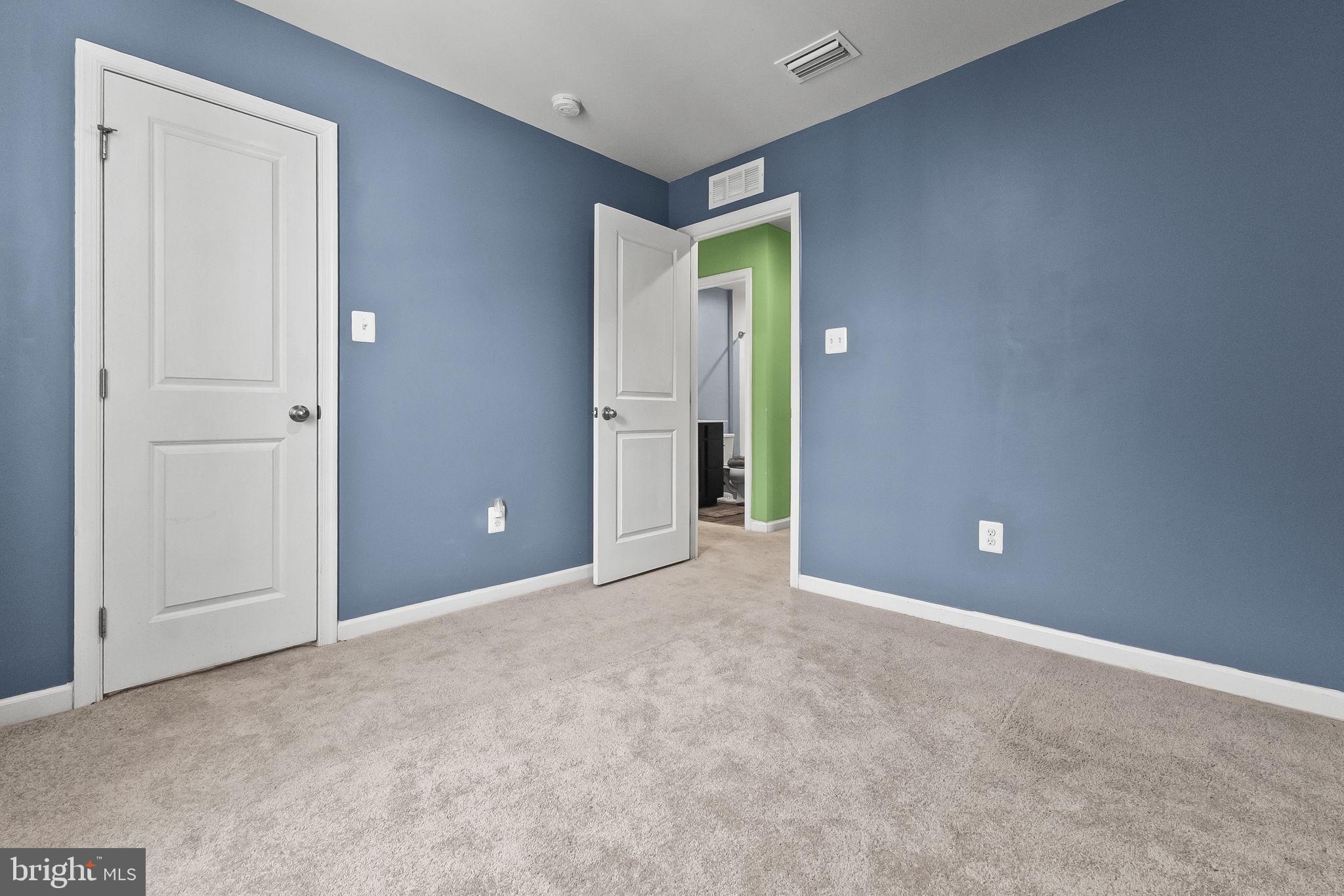 GREEN RIDGE MANOR - Residential