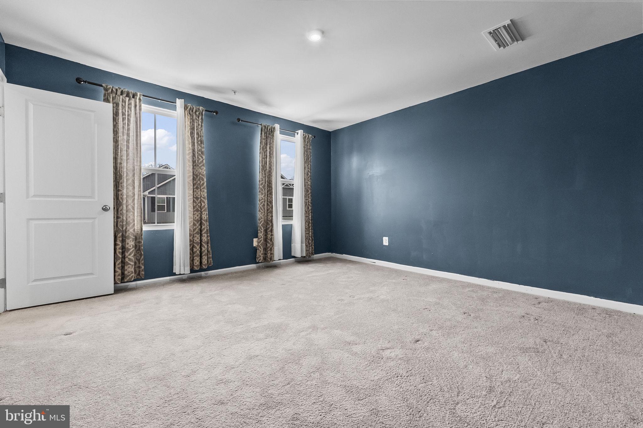 GREEN RIDGE MANOR - Residential