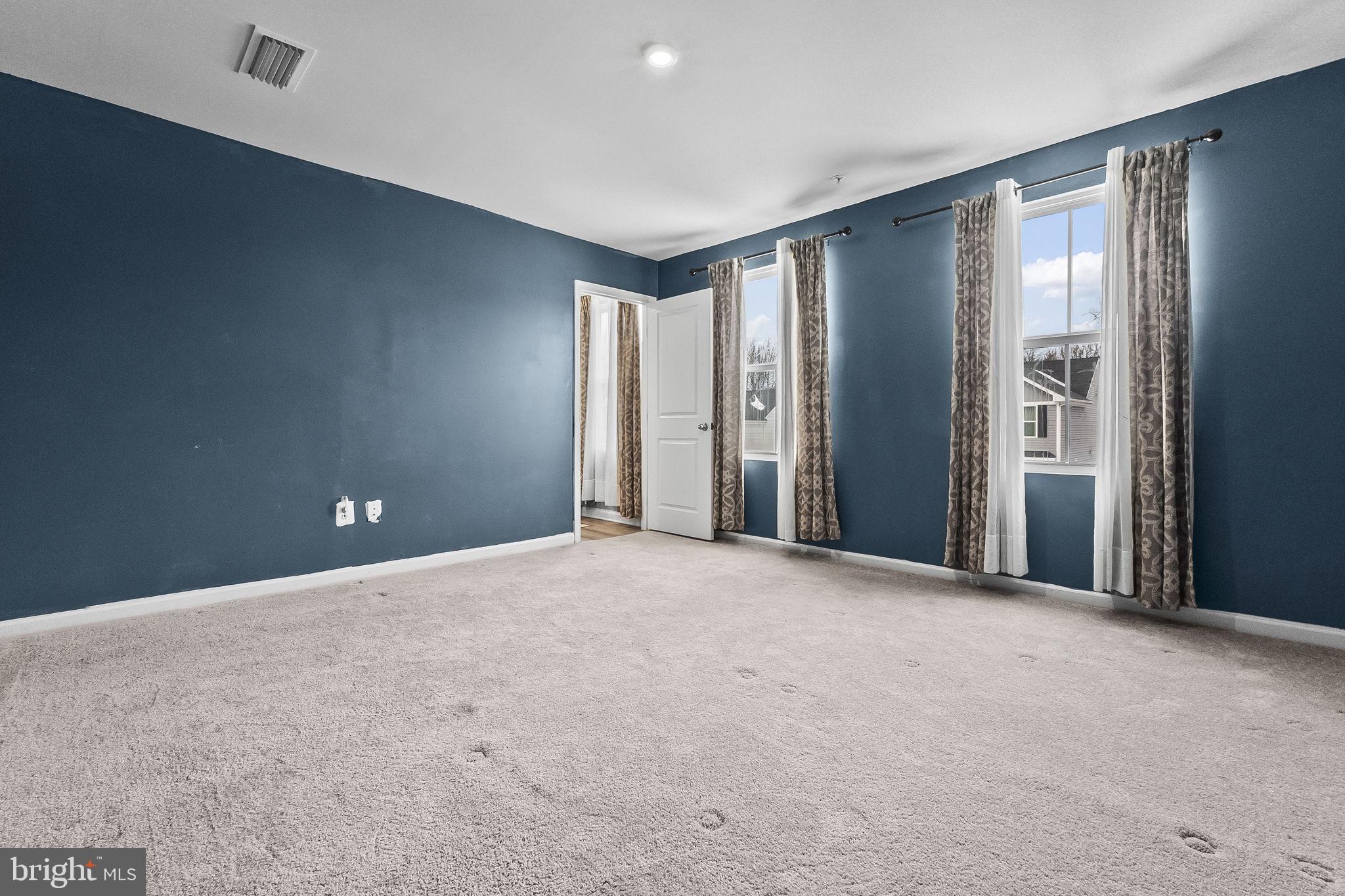 GREEN RIDGE MANOR - Residential