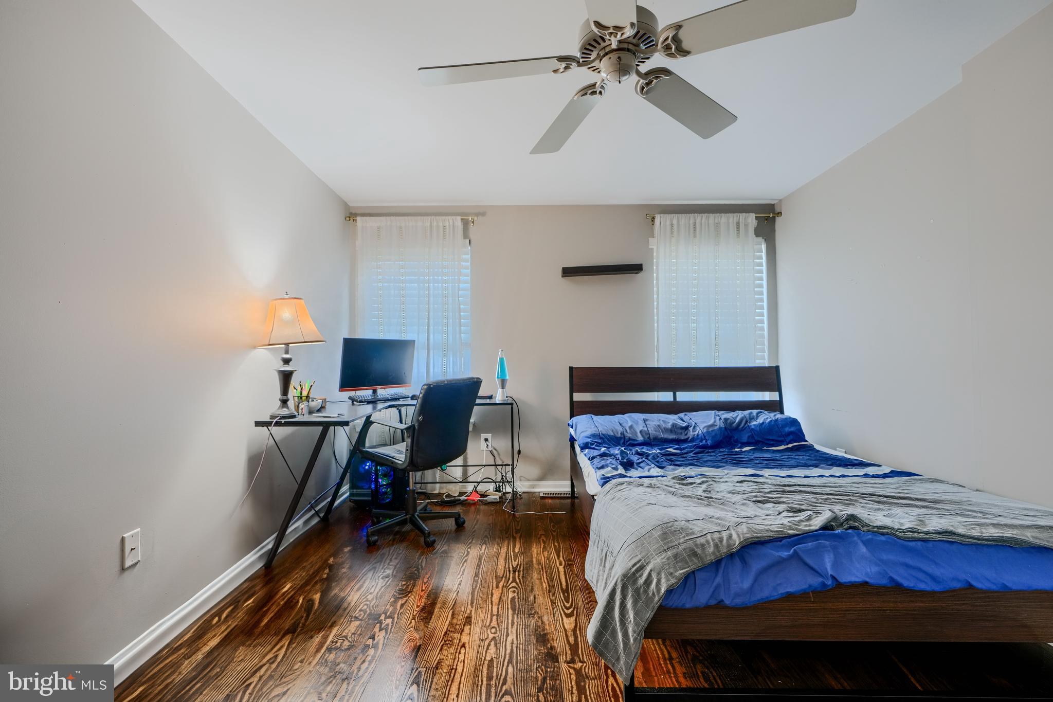 RIVERSIDE - Residential Lease