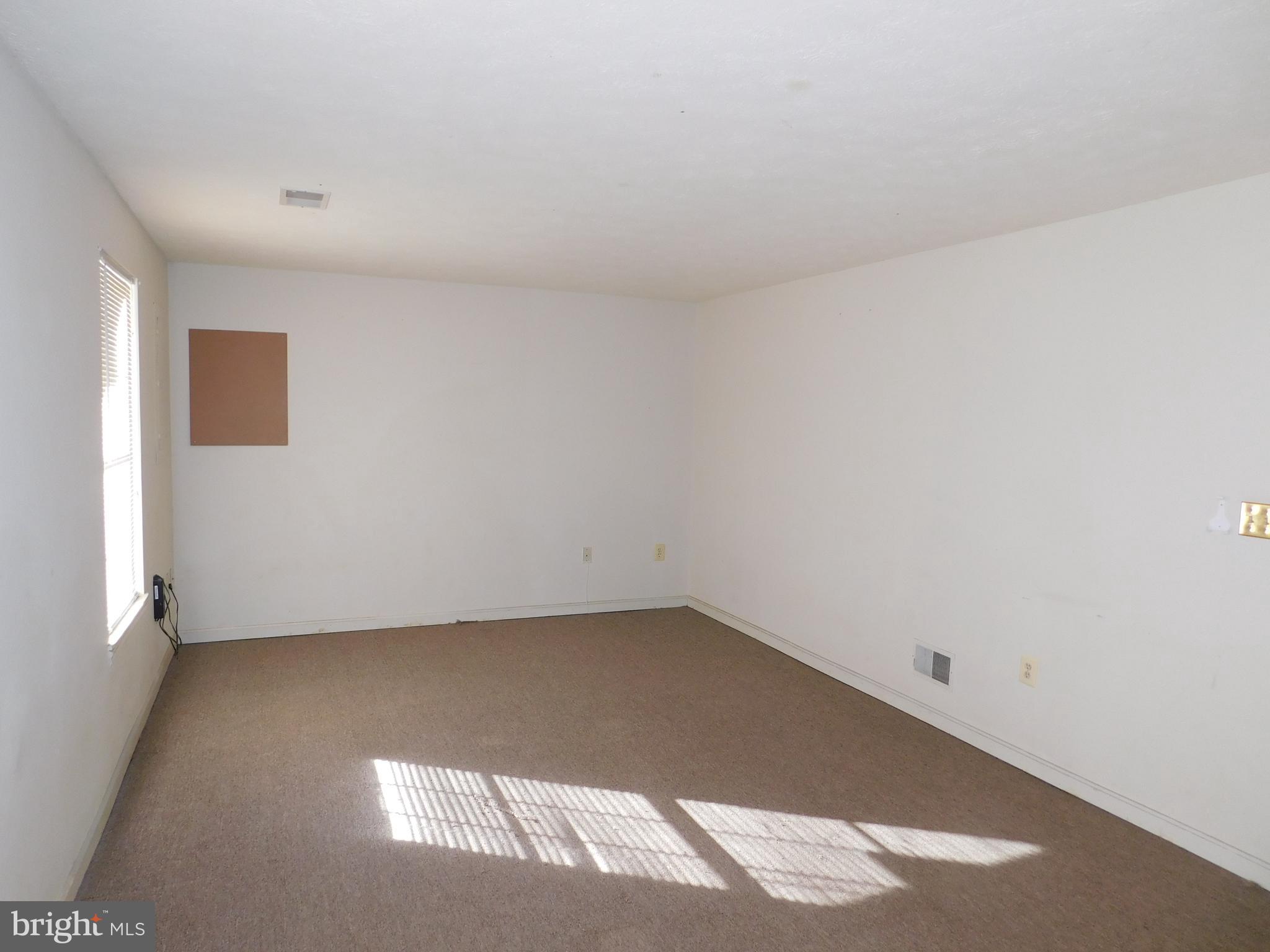 PARK RIDGE - Residential Lease