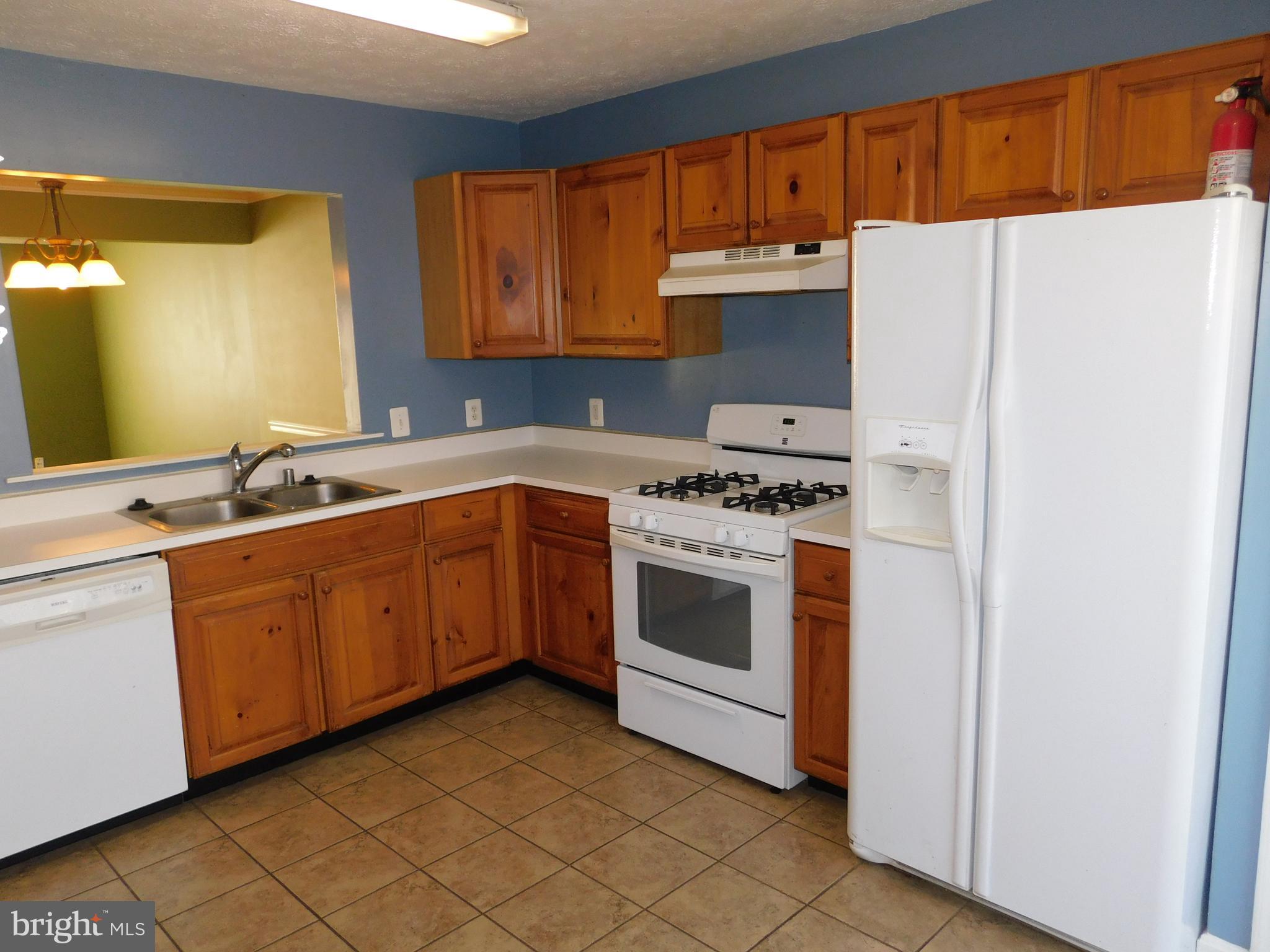 PARK RIDGE - Residential Lease