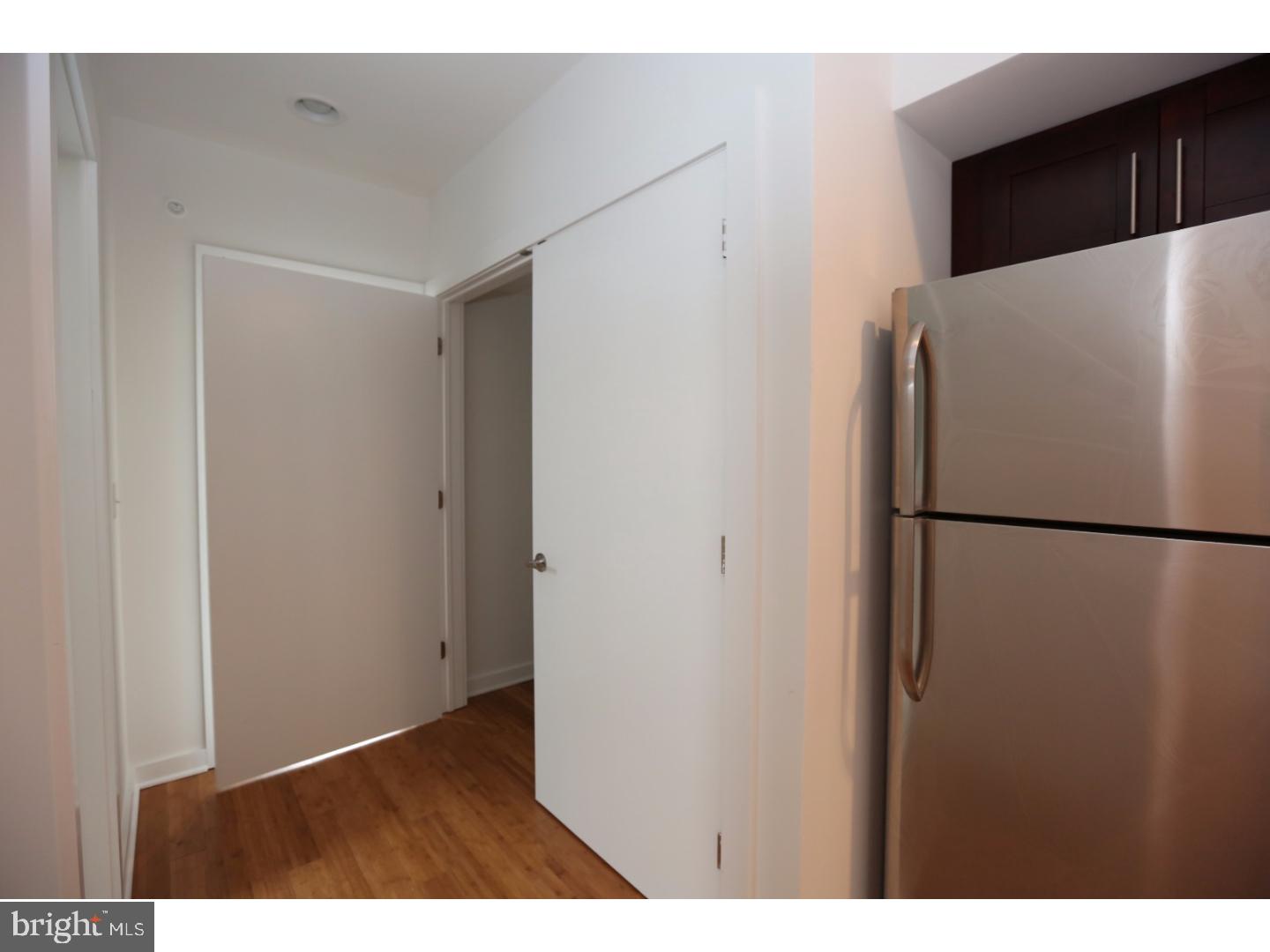 PORT RICHMOND - Residential Lease