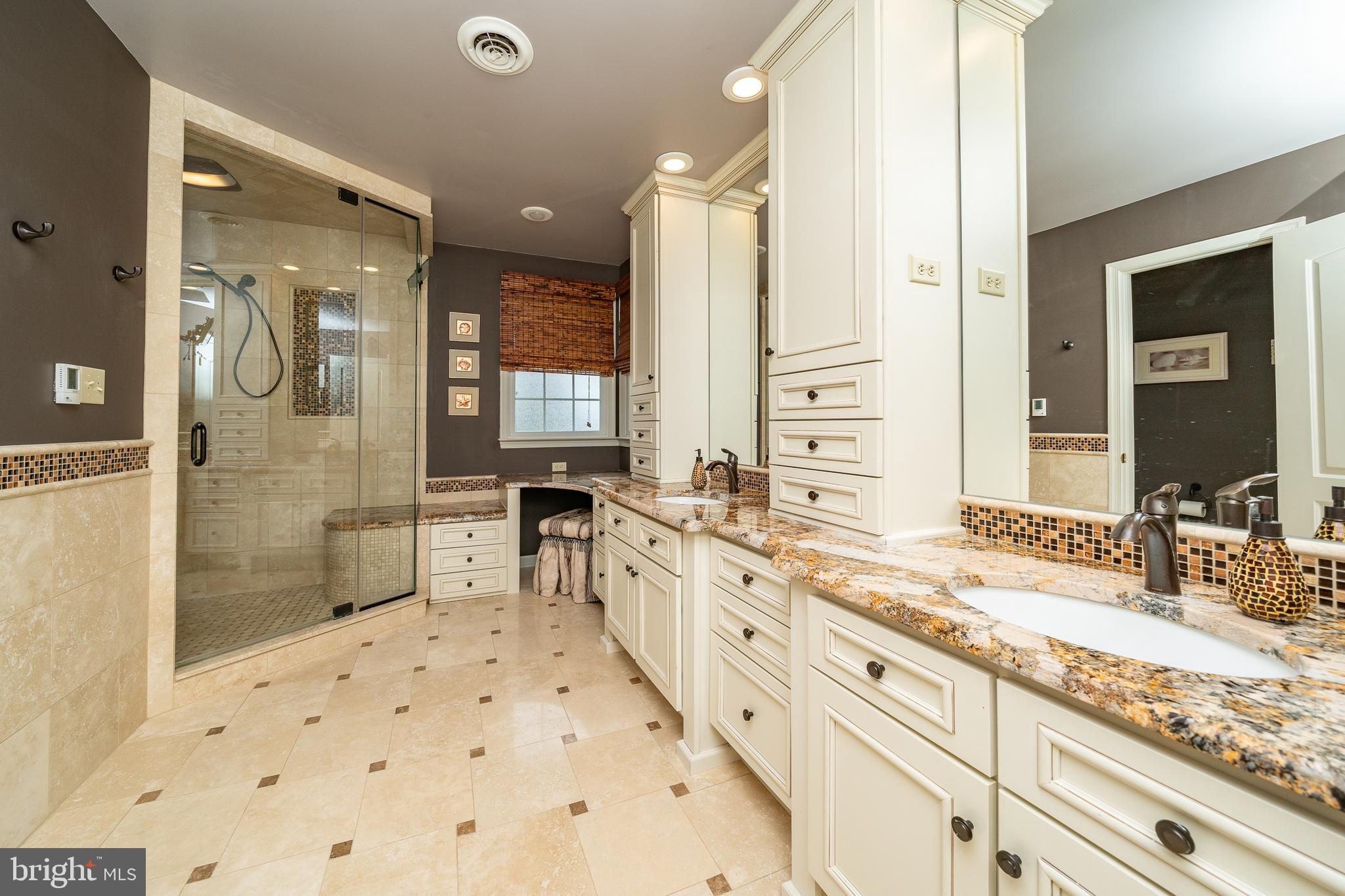 COPPER OAKS - Residential